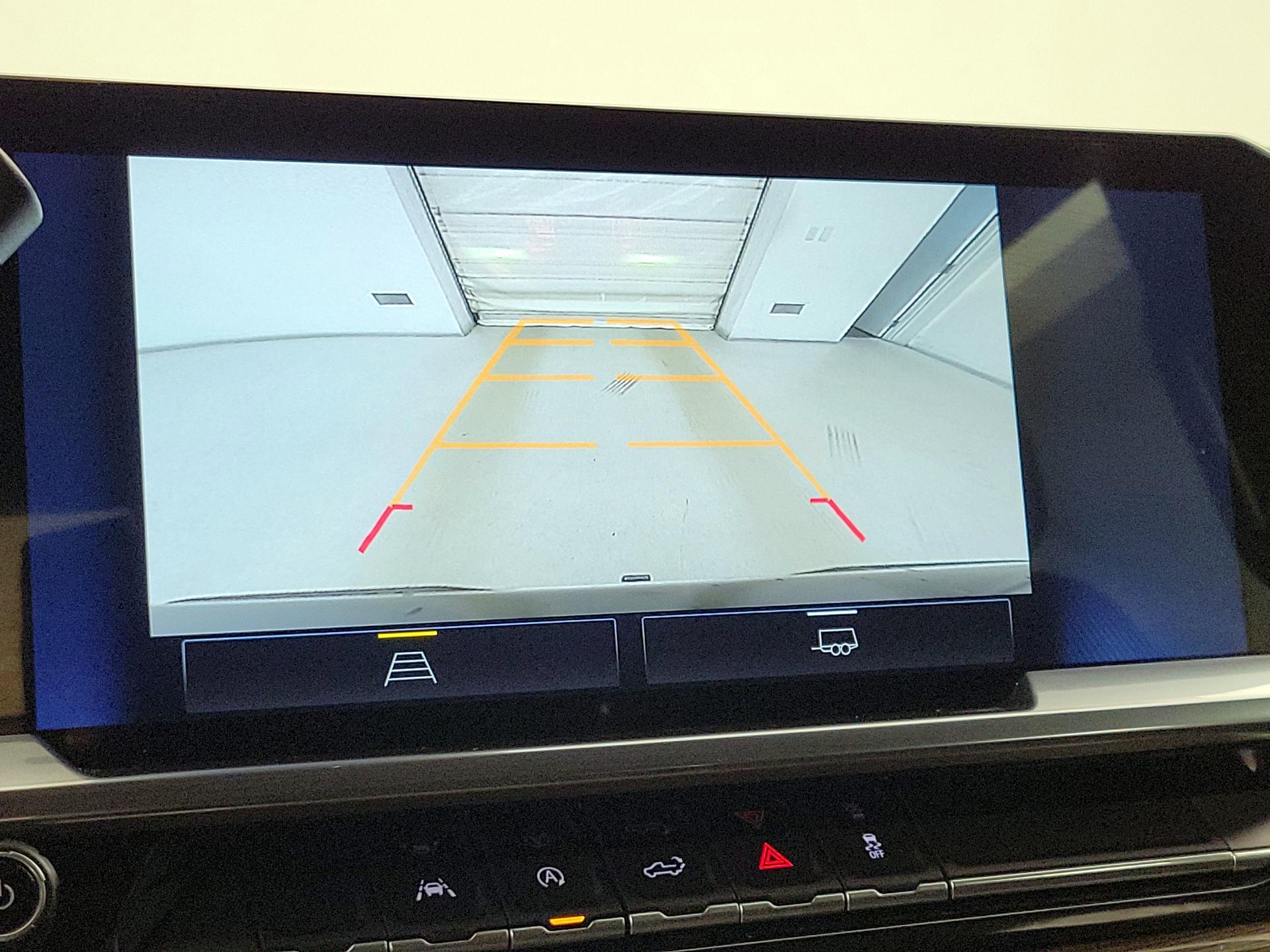 Thumbnail: 2022 Chevrolet Silverado 1500 - 14