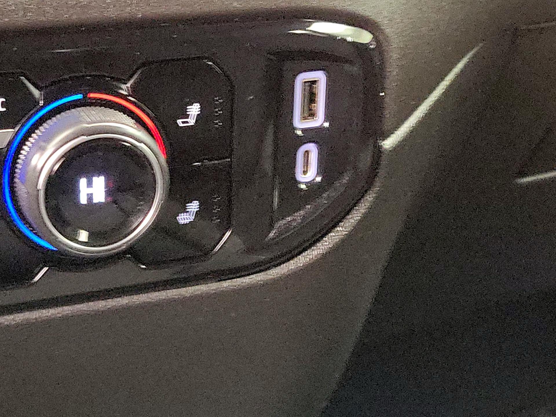 Thumbnail: 2022 Chevrolet Silverado 1500 - 18