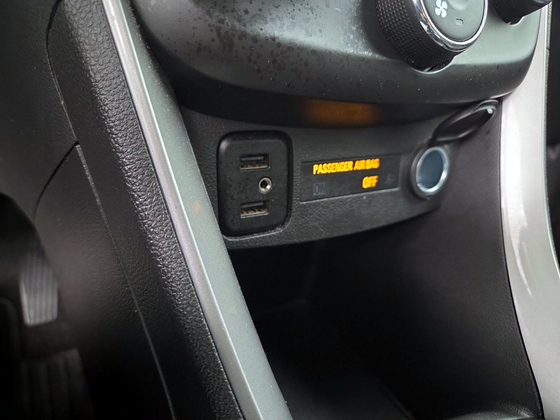 Thumbnail: 2020 Chevrolet Trax - 18