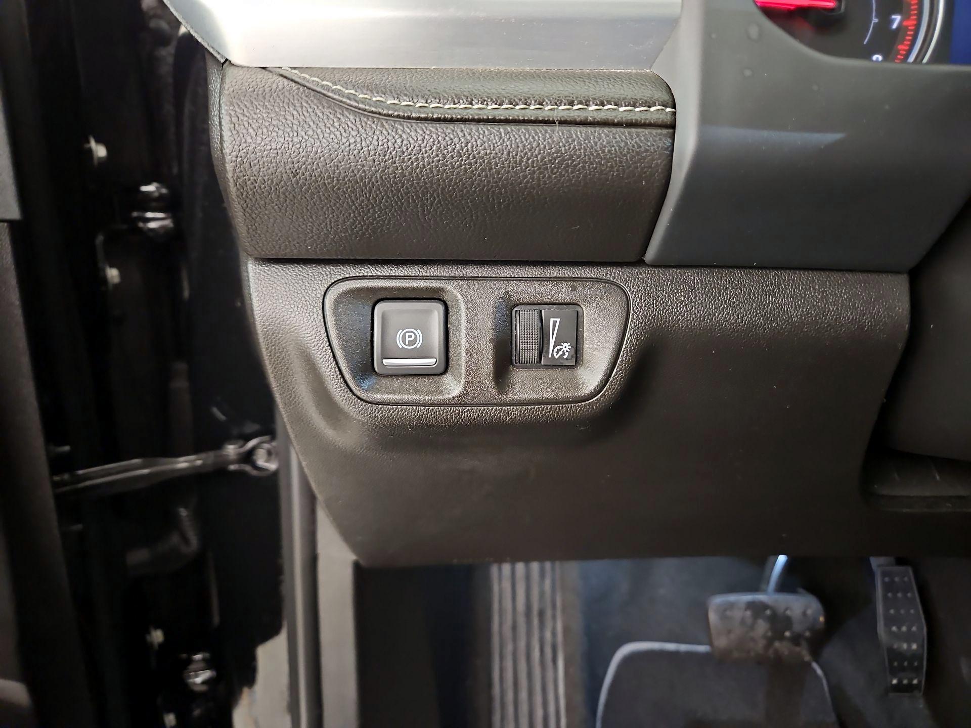 Thumbnail: 2022 GMC Acadia - 13