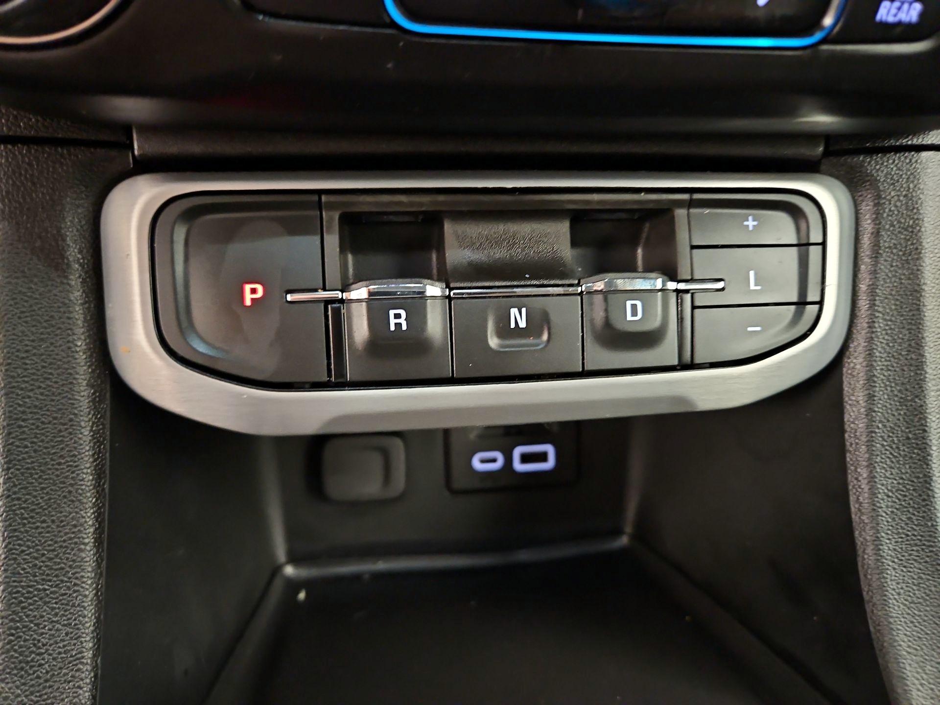 Thumbnail: 2022 GMC Acadia - 17