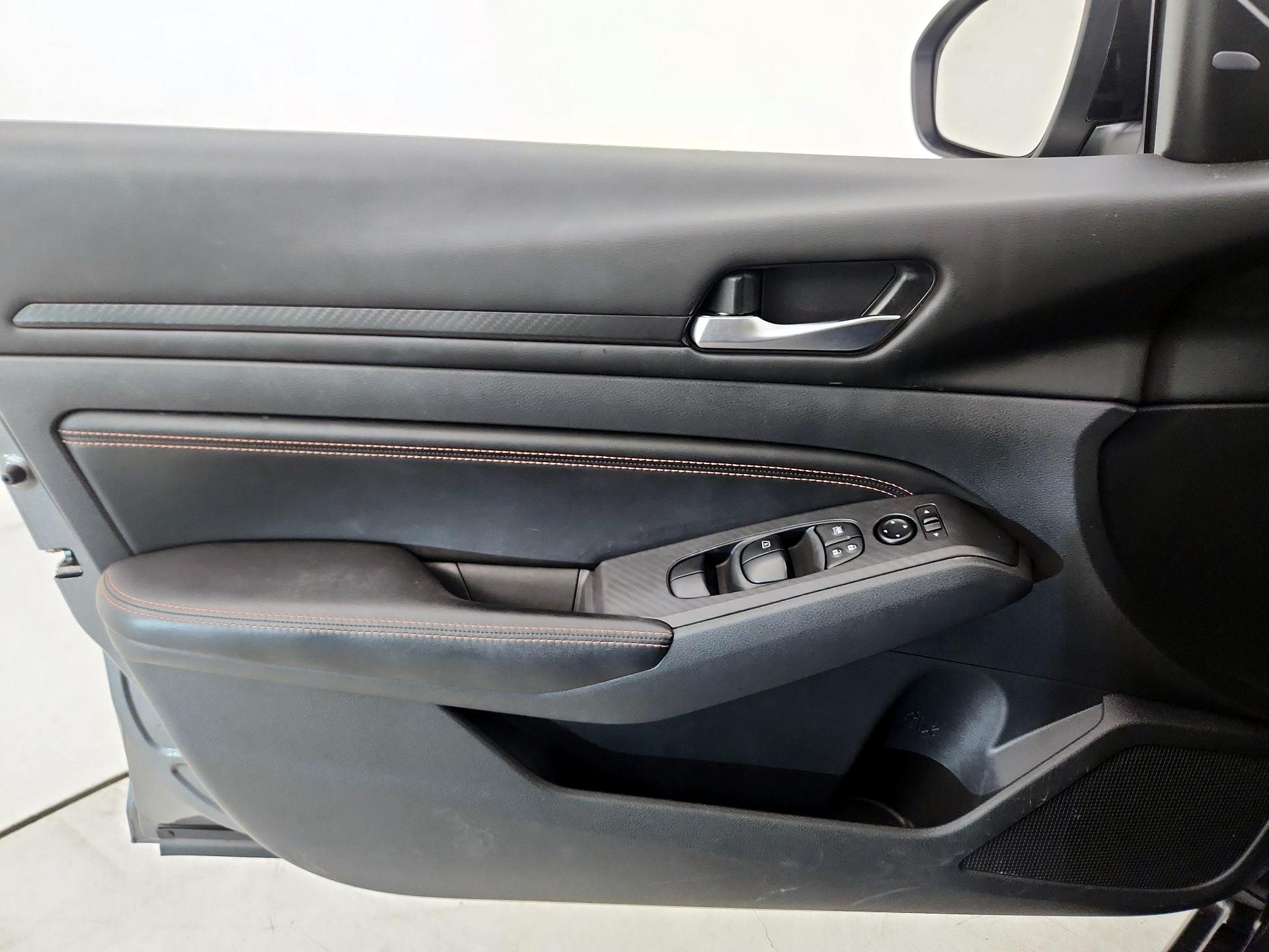 Thumbnail: 2022 Nissan Altima - 12