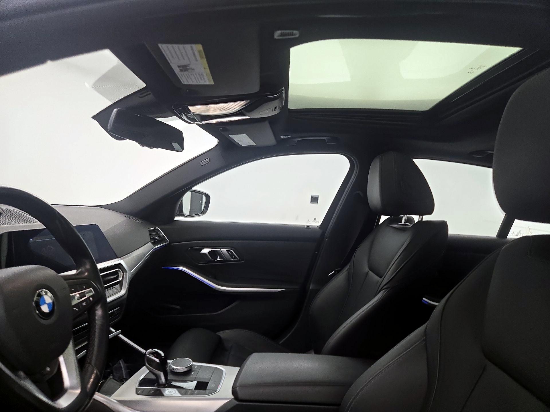 Thumbnail: 2022 BMW 3 Series - 20