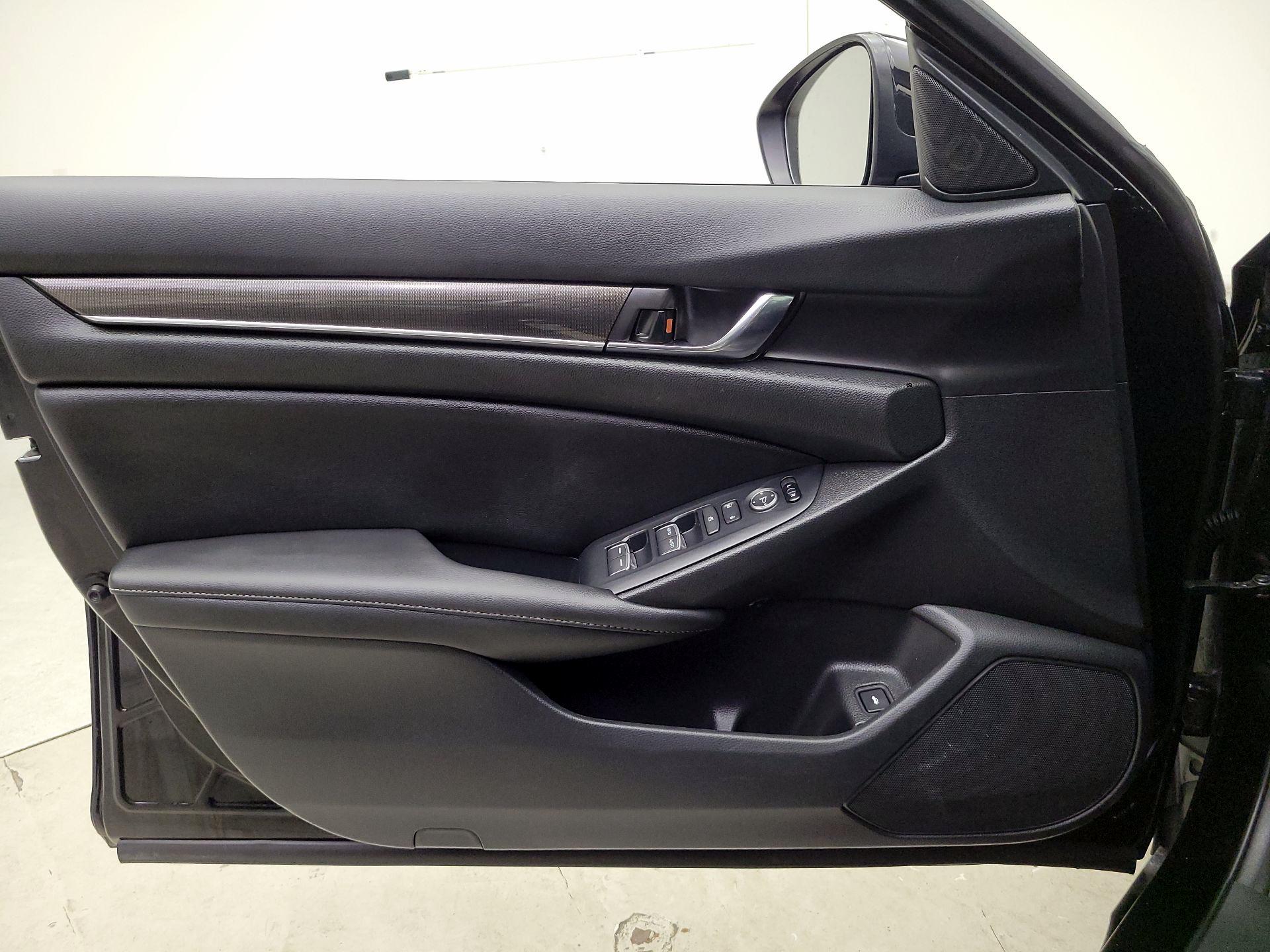 Thumbnail: 2022 Honda Accord - 12