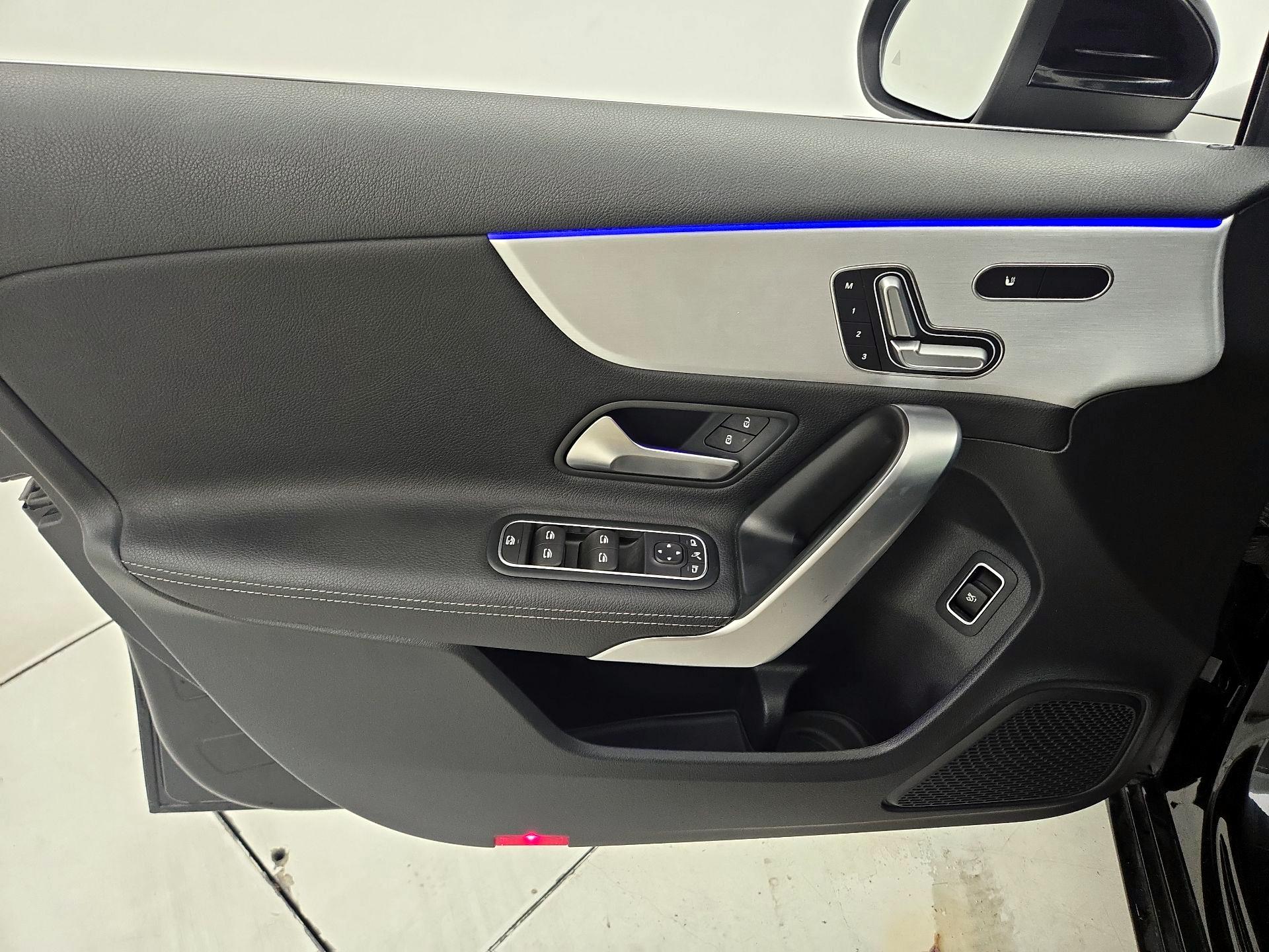 Thumbnail: 2021 Mercedes-Benz A-Class - 12