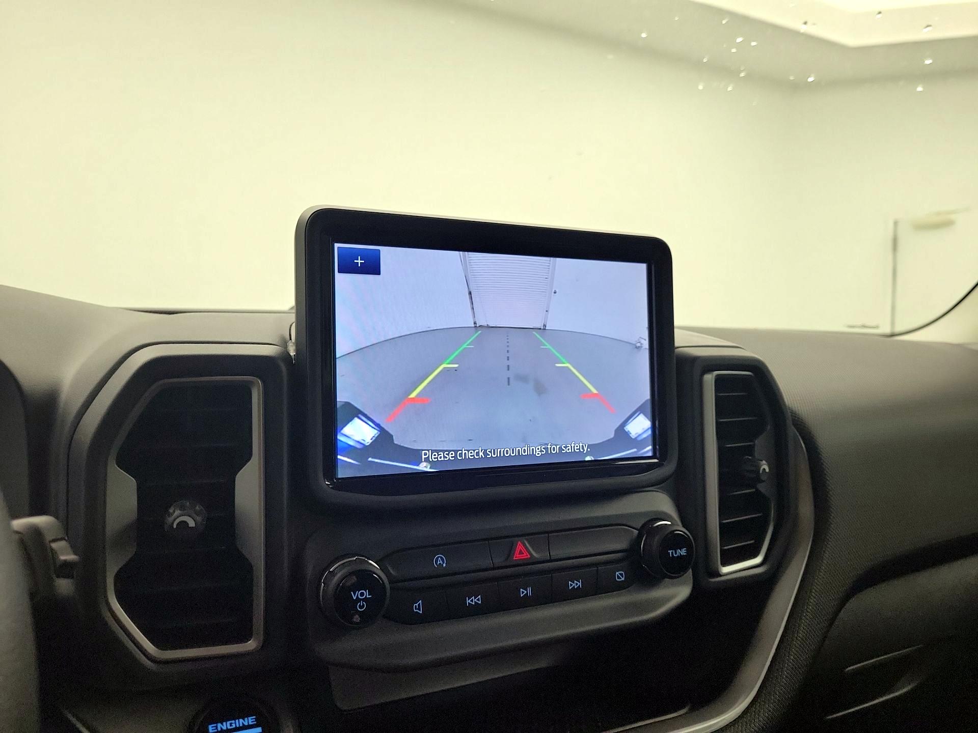 Thumbnail: 2021 Ford Bronco Sport - 12