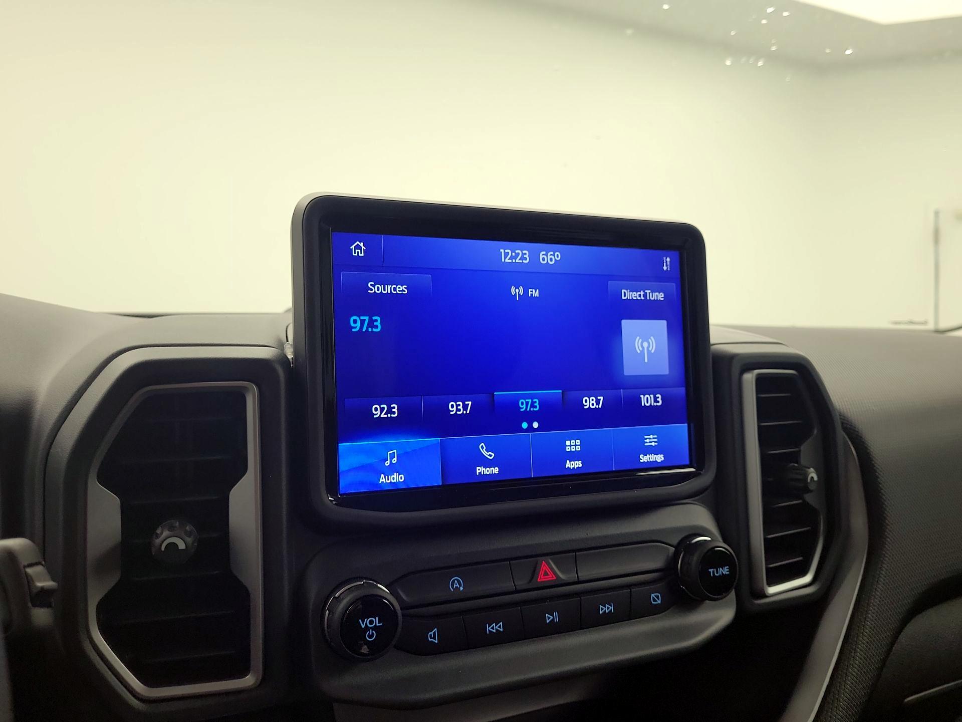 Thumbnail: 2021 Ford Bronco Sport - 13