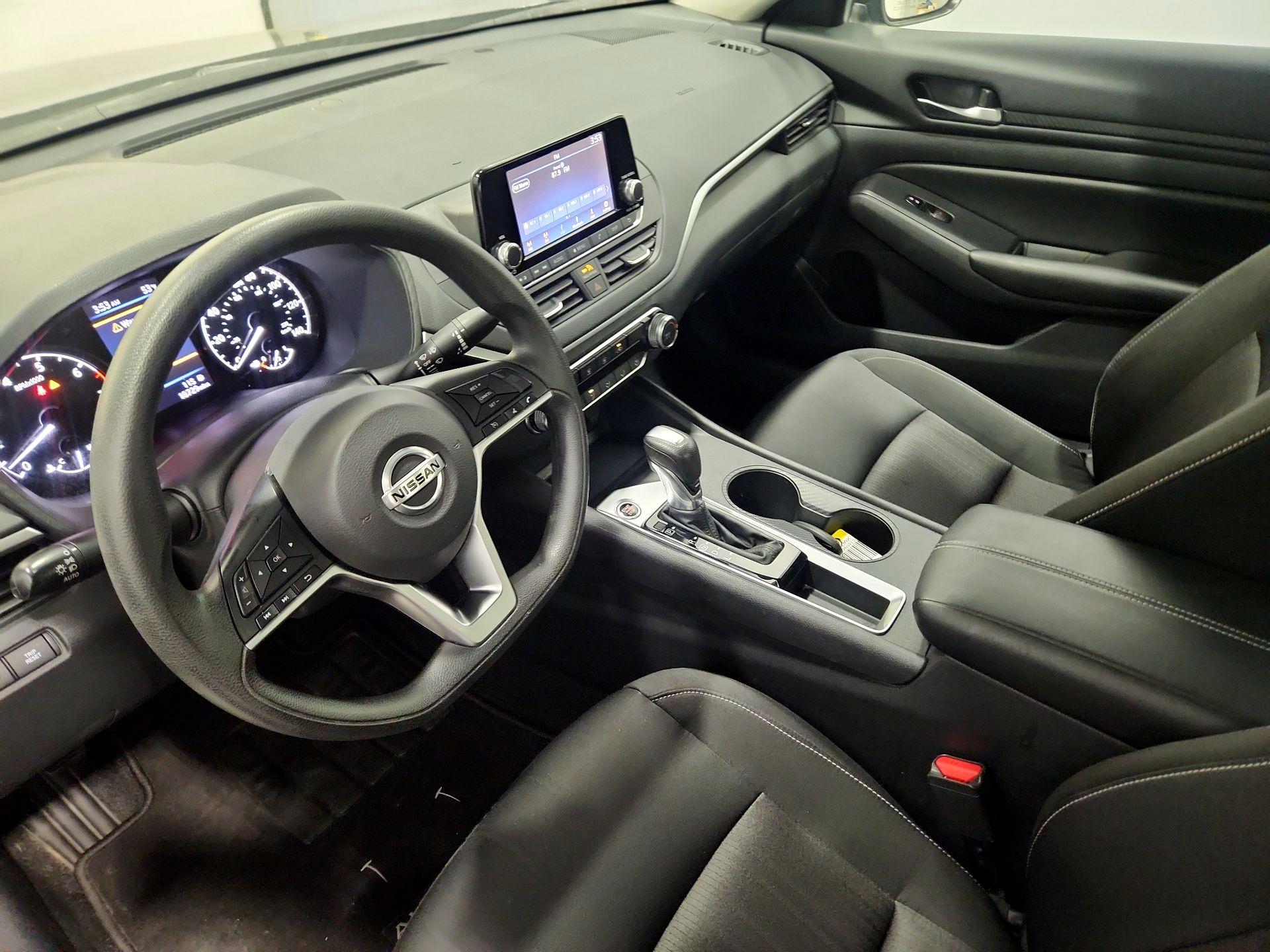 Thumbnail: 2022 Nissan Altima - 11