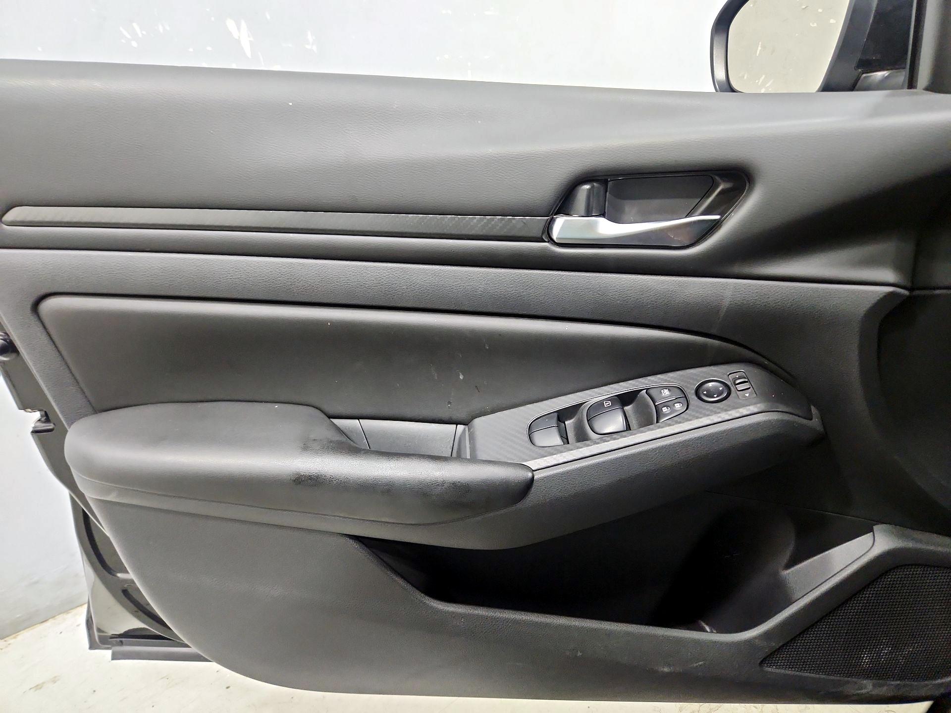 Thumbnail: 2022 Nissan Altima - 12