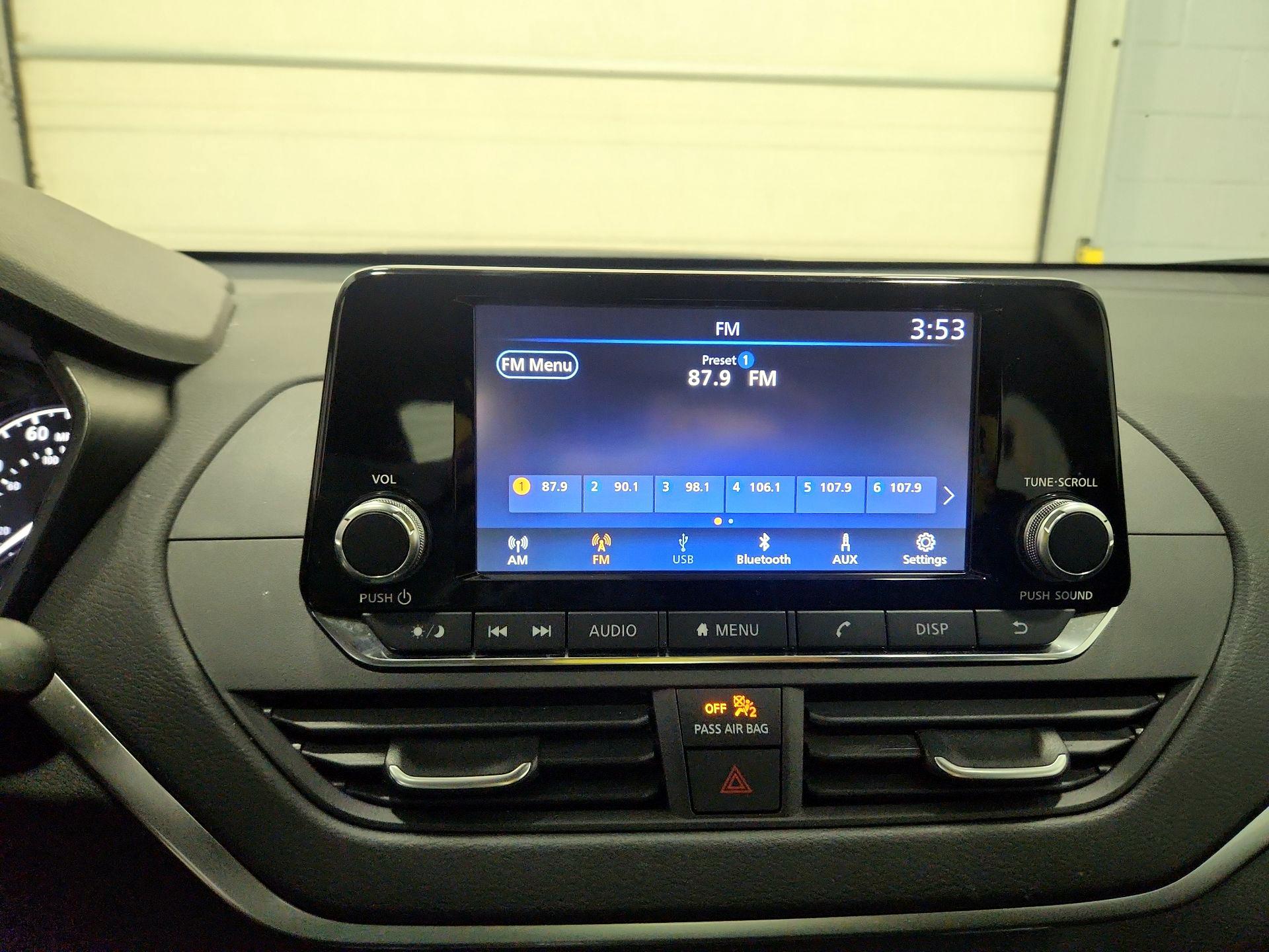 Thumbnail: 2022 Nissan Altima - 15