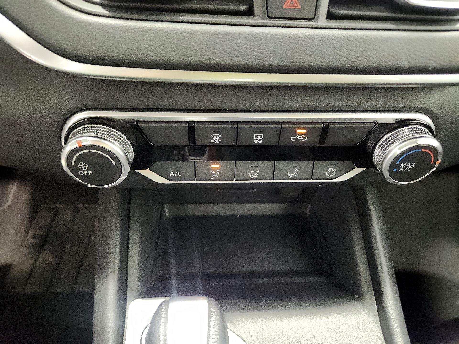 Thumbnail: 2022 Nissan Altima - 16