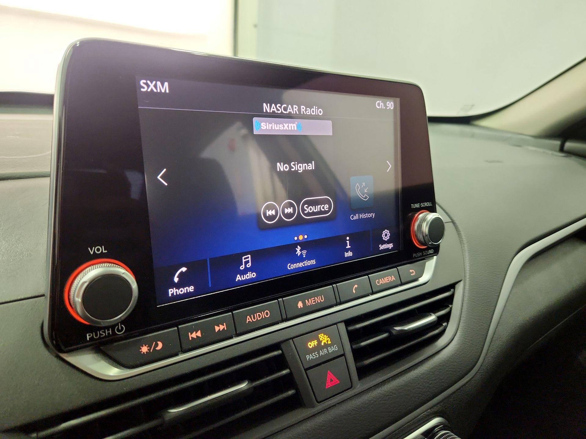 Thumbnail: 2022 Nissan Altima - 15