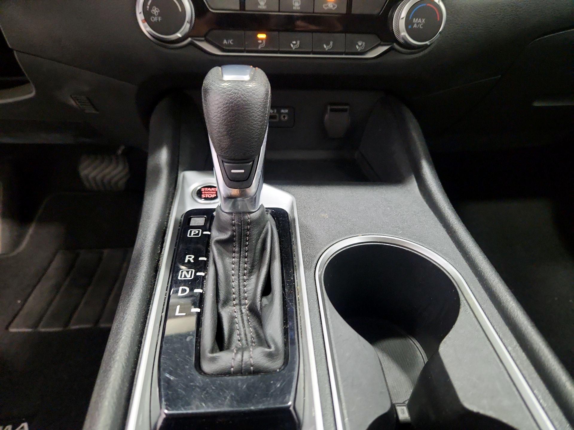 Thumbnail: 2022 Nissan Altima - 17