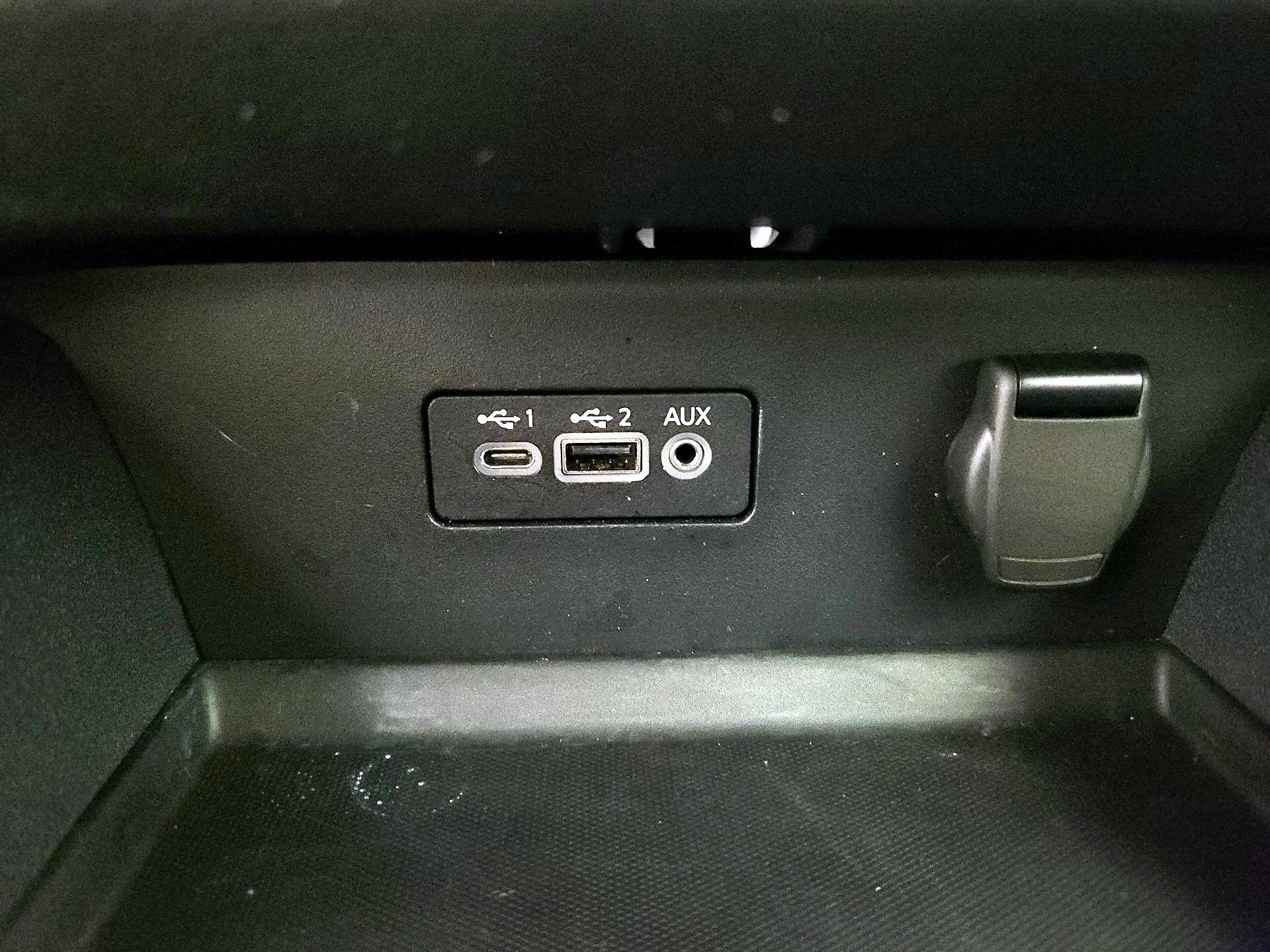 Thumbnail: 2022 Nissan Altima - 18