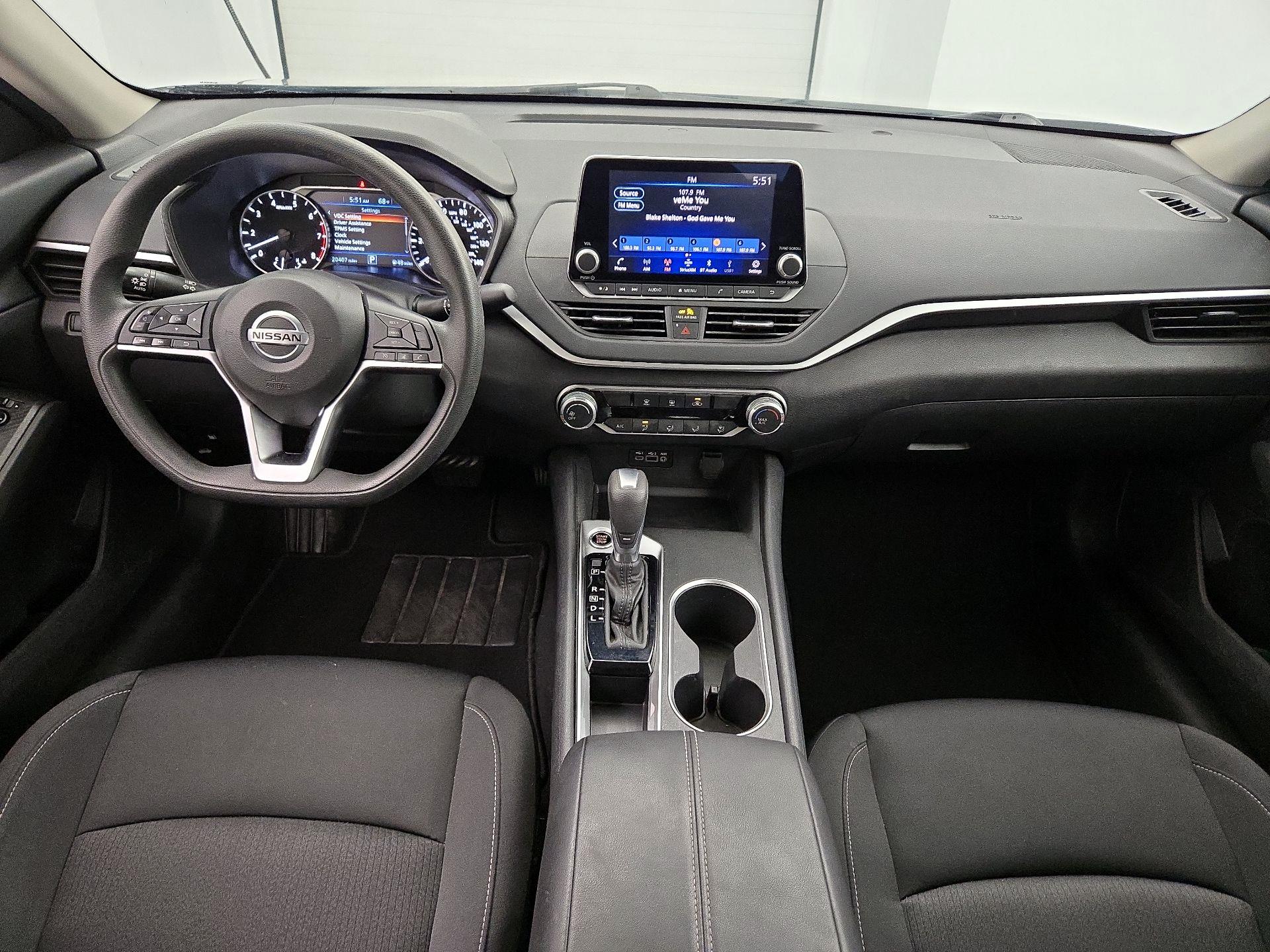 Thumbnail: 2022 Nissan Altima - 9