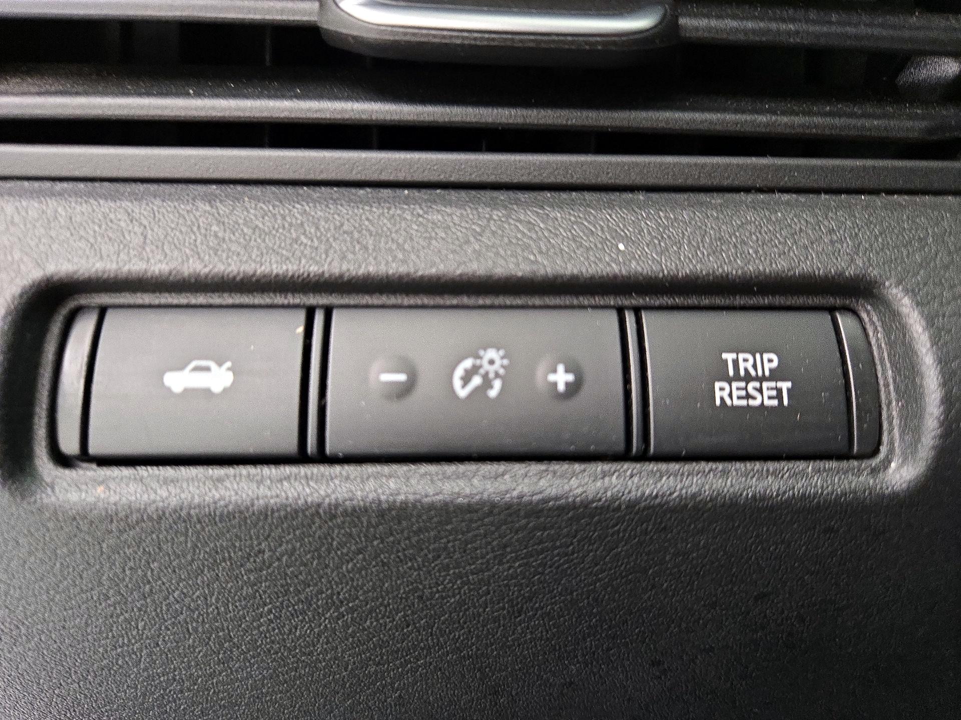 Thumbnail: 2022 Nissan Altima - 13