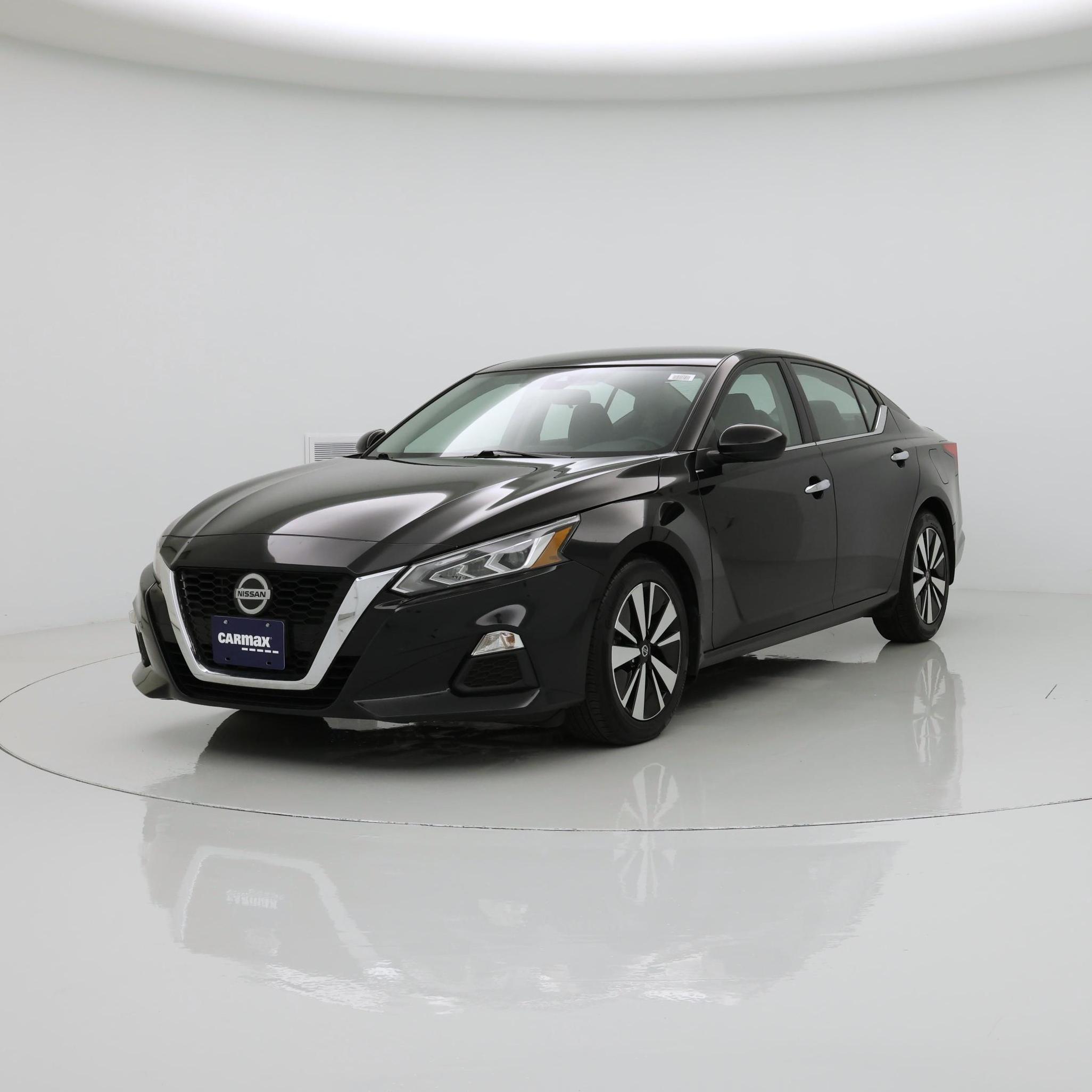 Thumbnail: 2022 Nissan Altima - 4