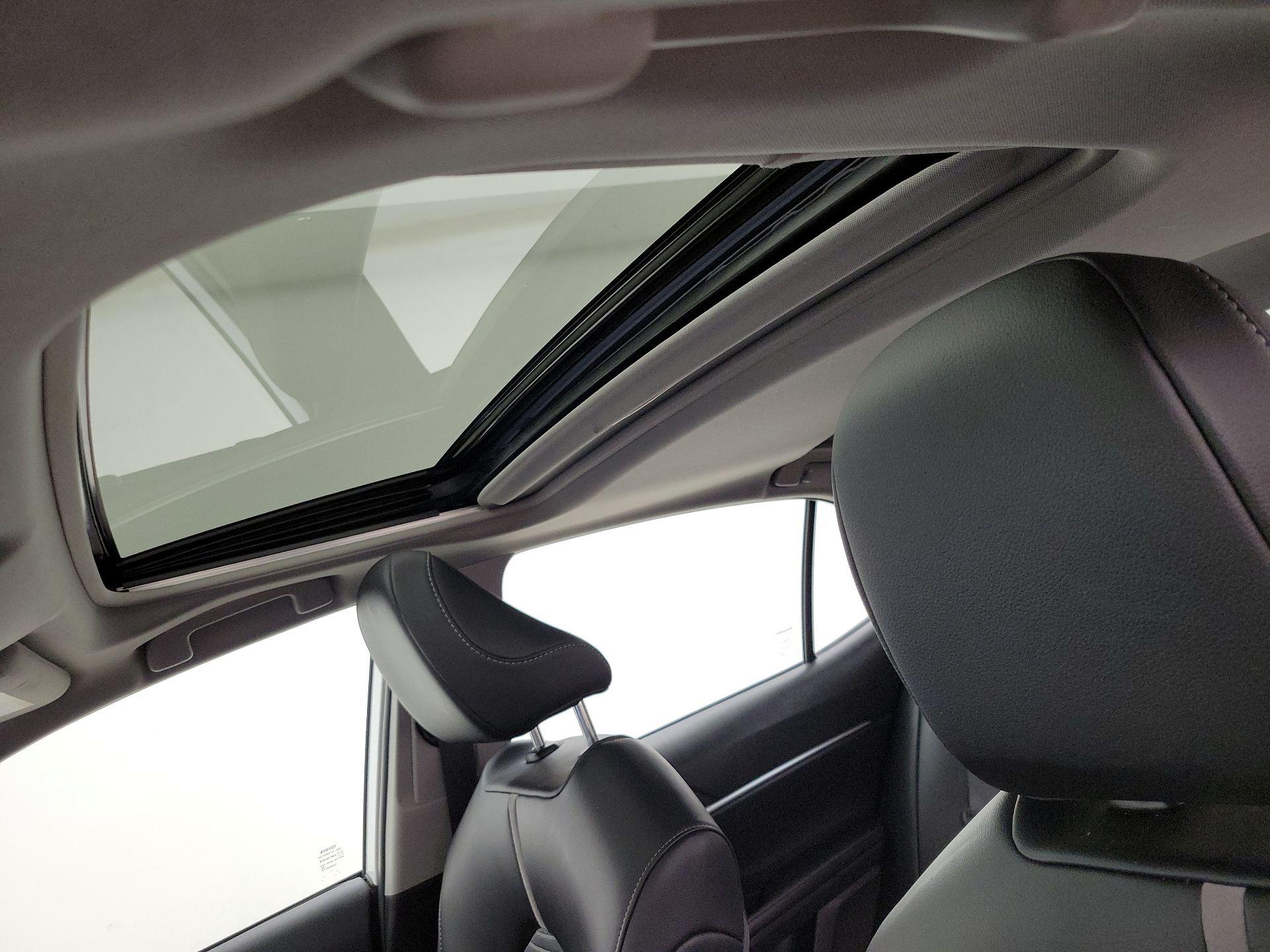 Thumbnail: 2023 Toyota Camry - 19