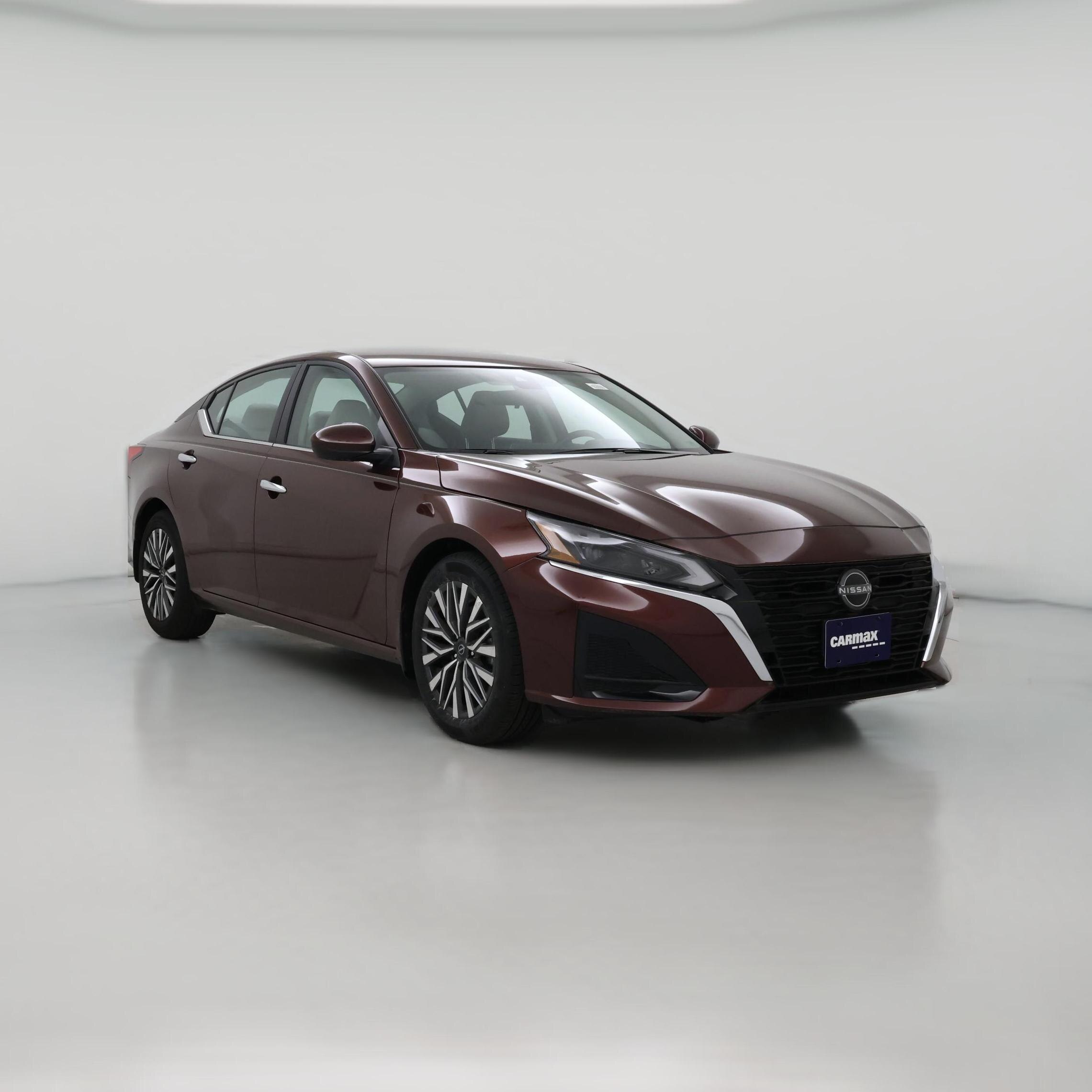 Thumbnail: 2023 Nissan Altima - 1