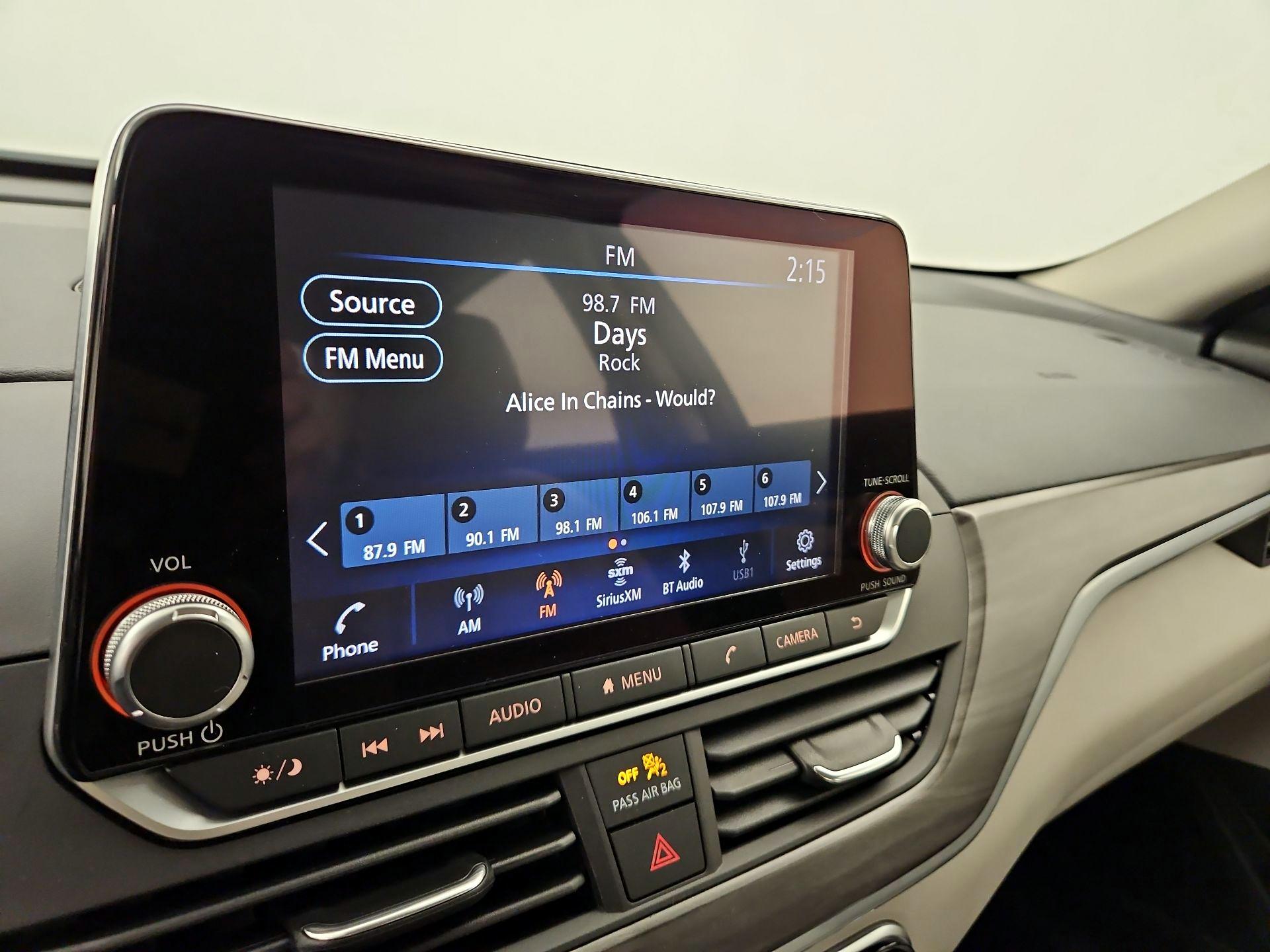 Thumbnail: 2023 Nissan Altima - 15