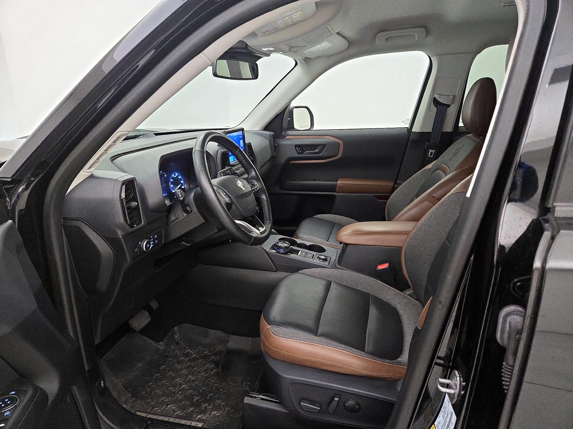 Thumbnail: 2021 Ford Bronco Sport - 11