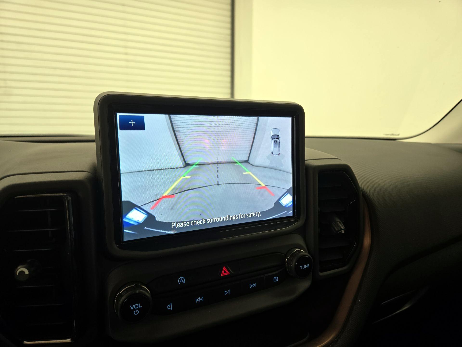 Thumbnail: 2021 Ford Bronco Sport - 14