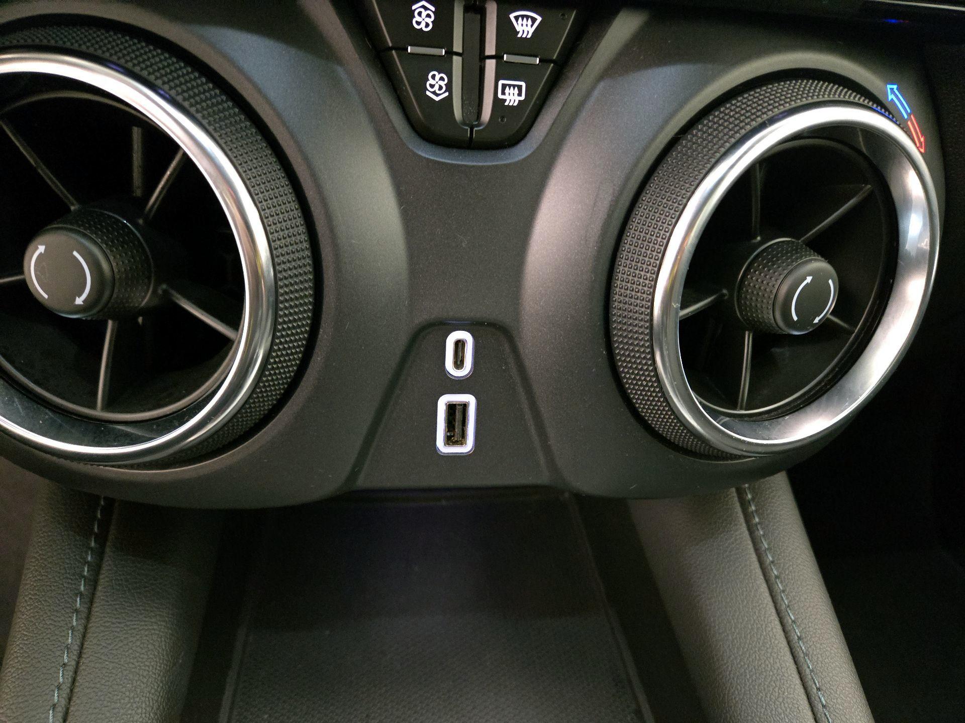 Thumbnail: 2022 Chevrolet Blazer - 18