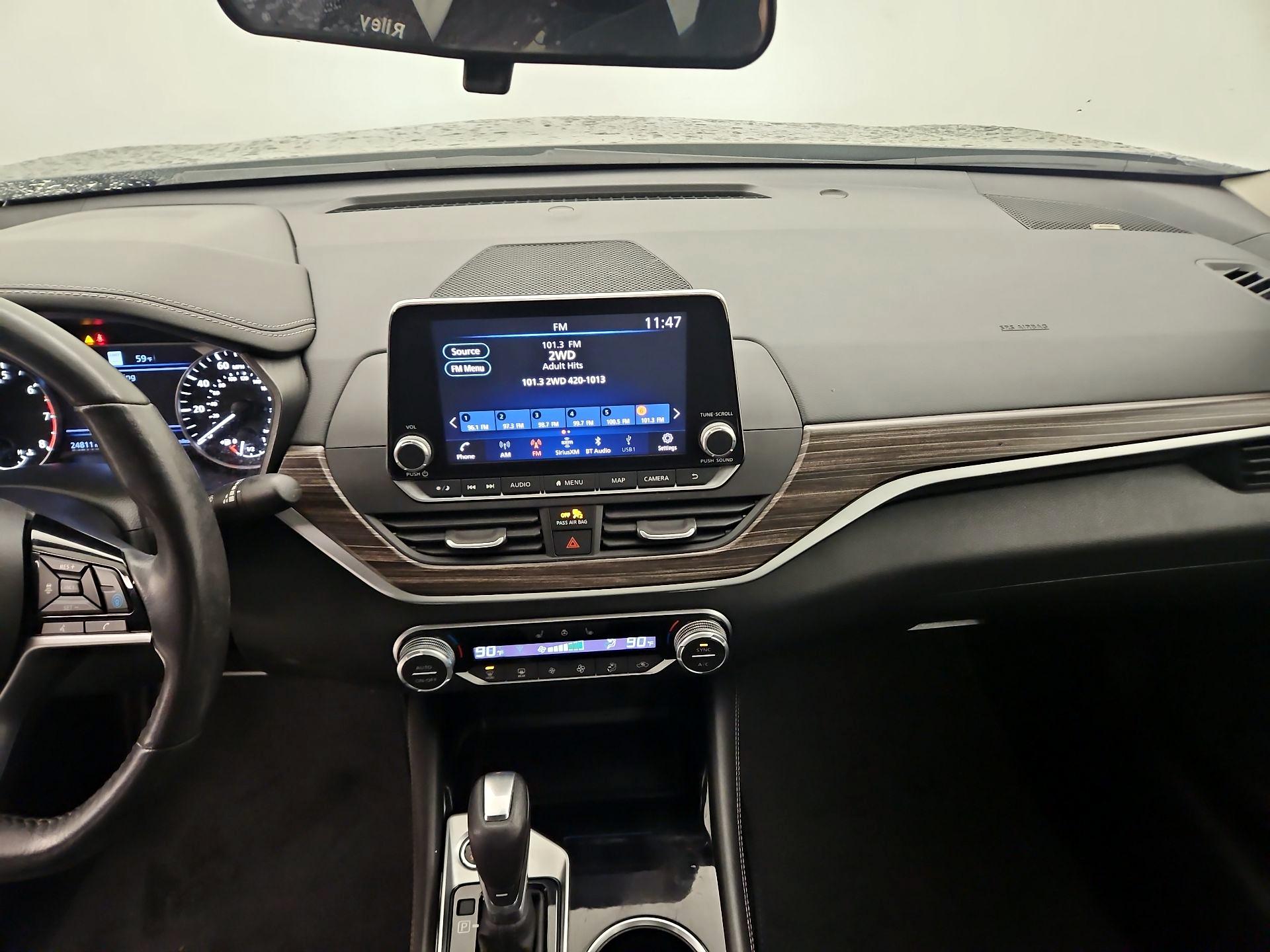 Thumbnail: 2022 Nissan Altima - 9