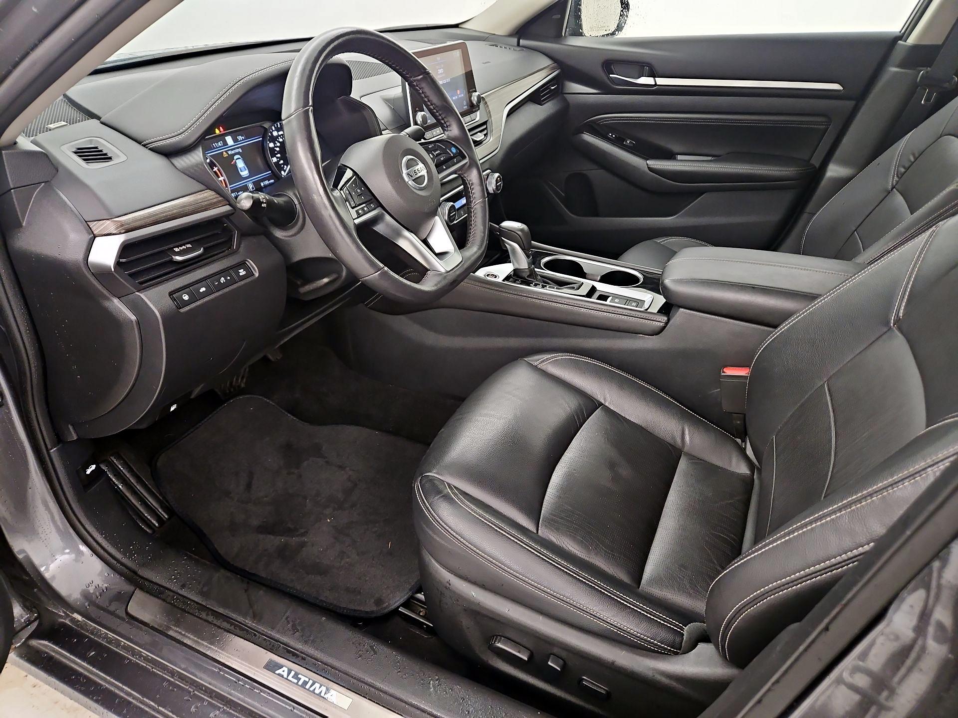 Thumbnail: 2022 Nissan Altima - 11