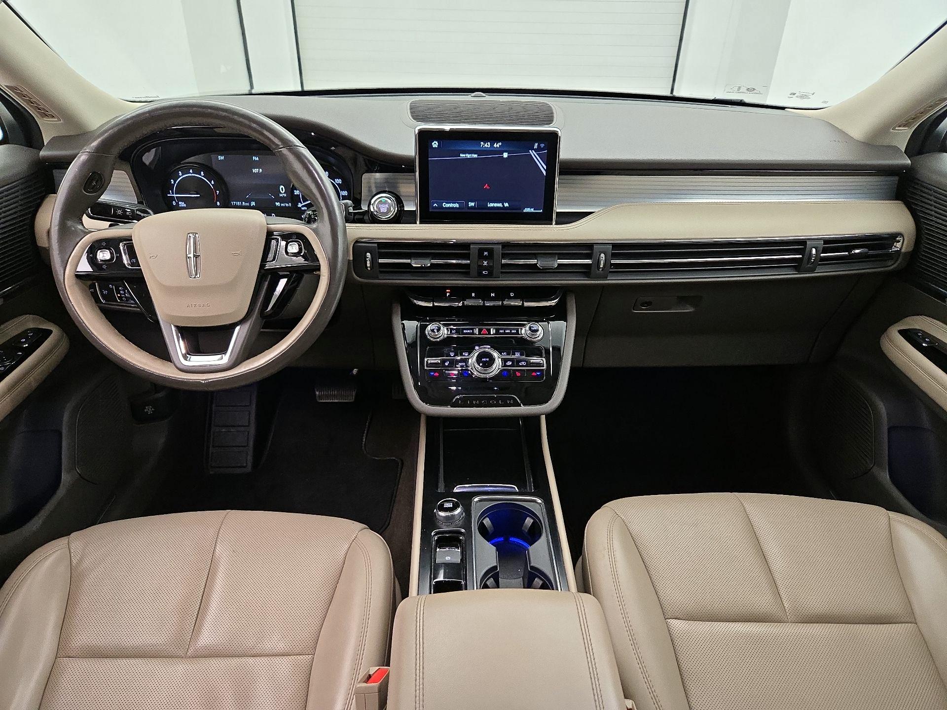 Thumbnail: 2021 Lincoln Corsair - 9