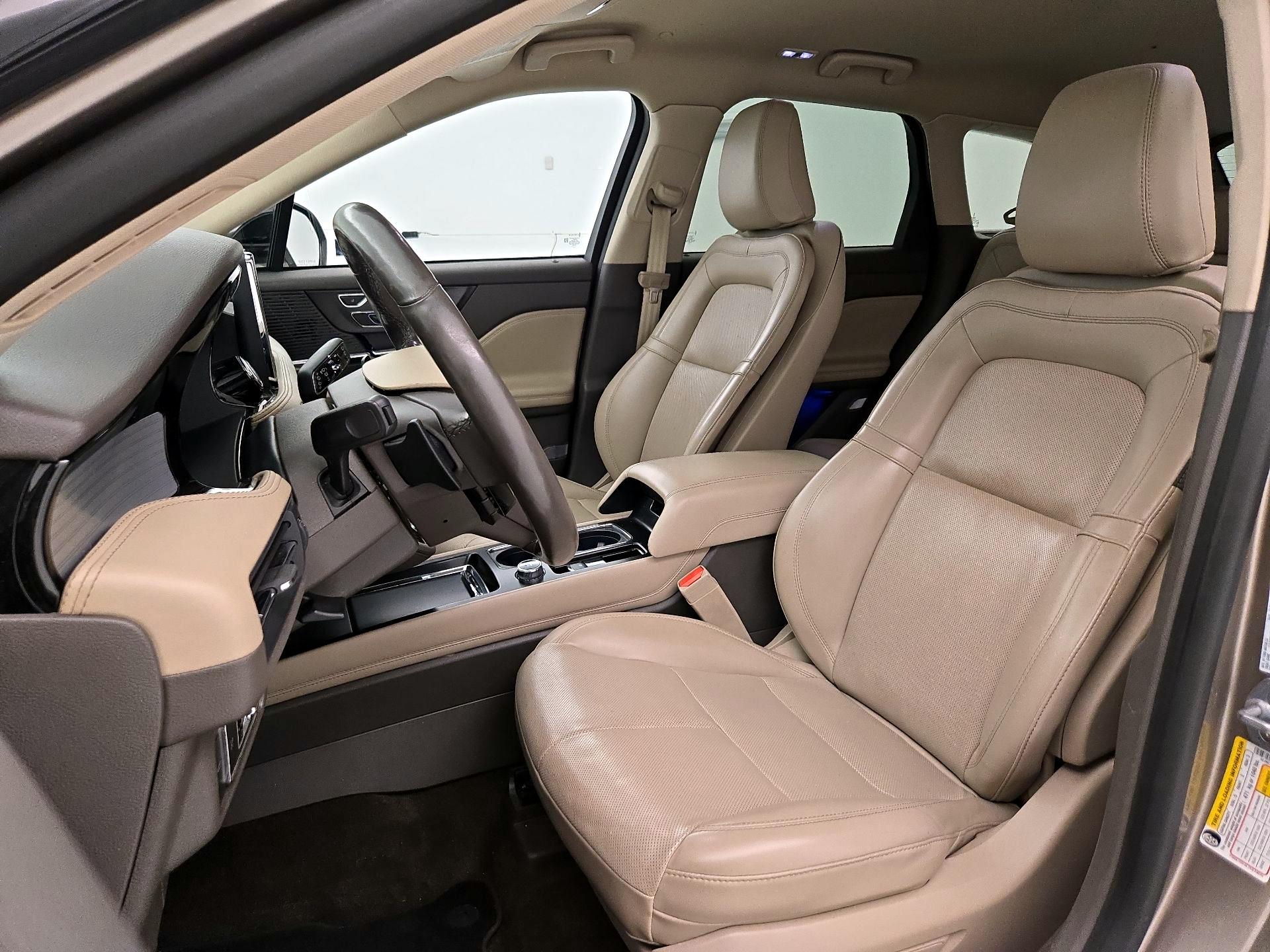 Thumbnail: 2021 Lincoln Corsair - 11