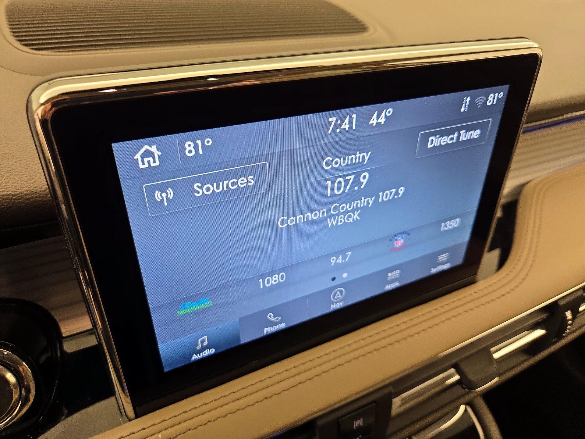 Thumbnail: 2021 Lincoln Corsair - 16