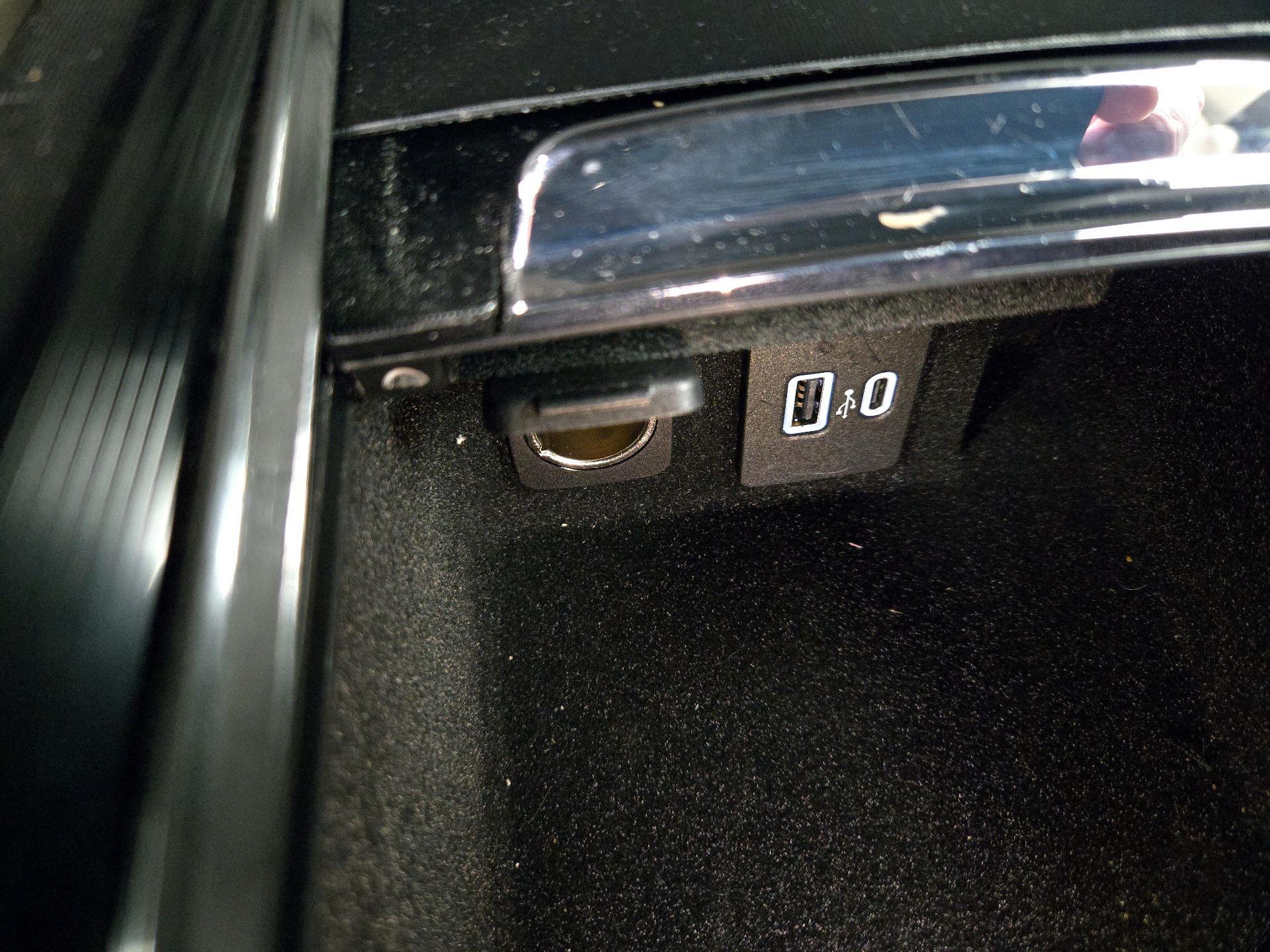 Thumbnail: 2021 Lincoln Corsair - 19