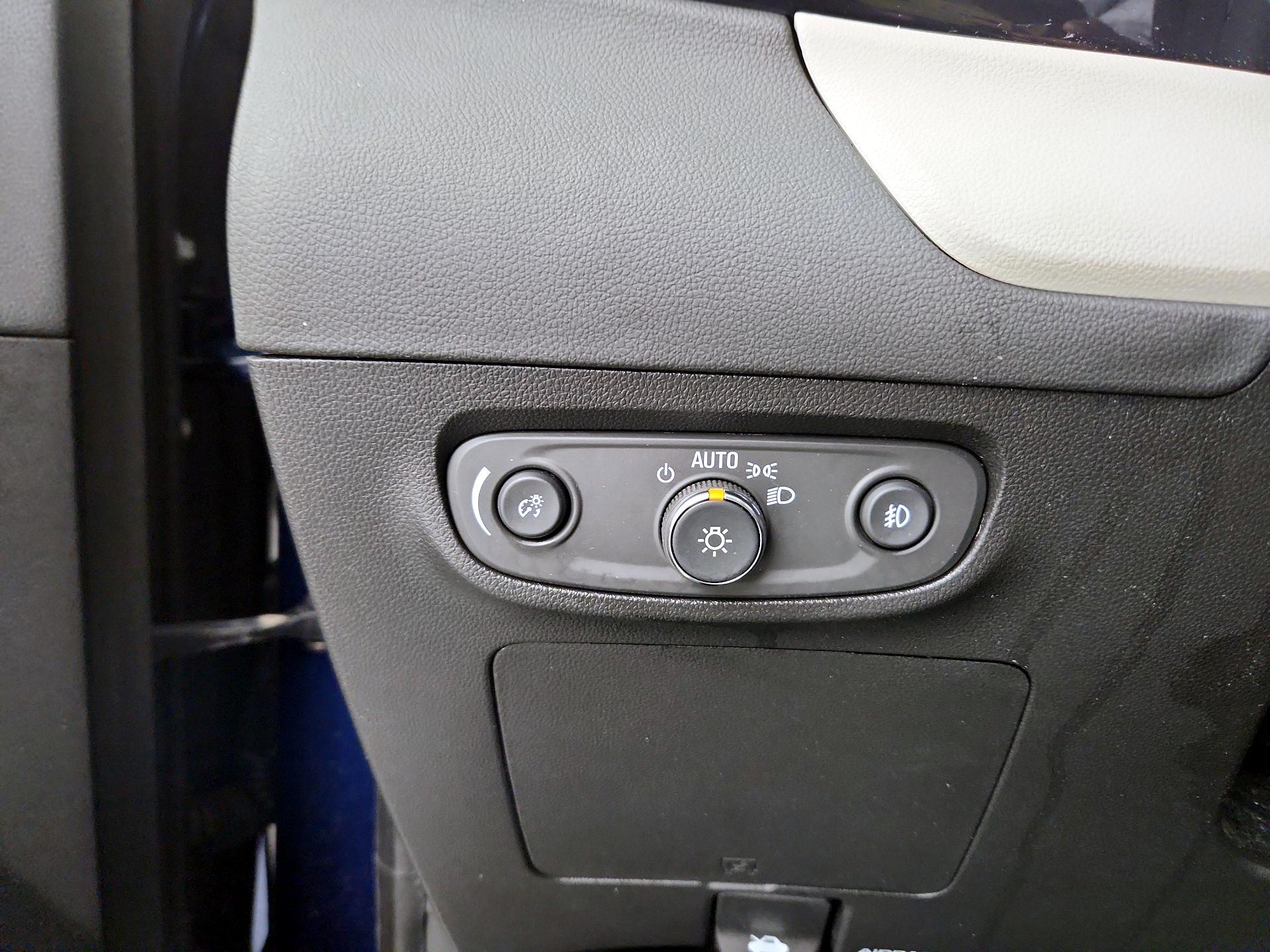 Thumbnail: 2023 Buick Encore GX - 13