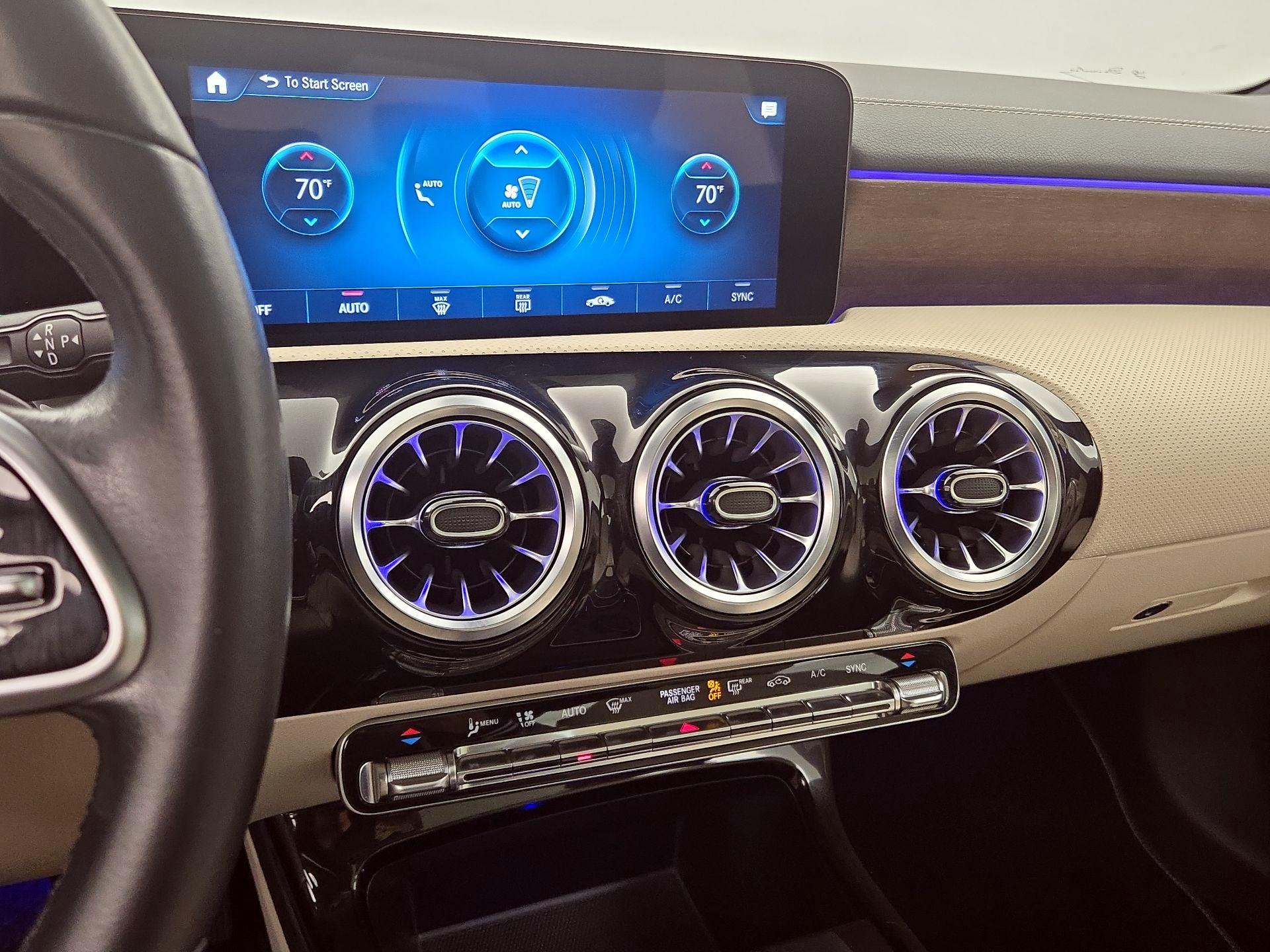 Thumbnail: 2022 Mercedes-Benz CLA - 17