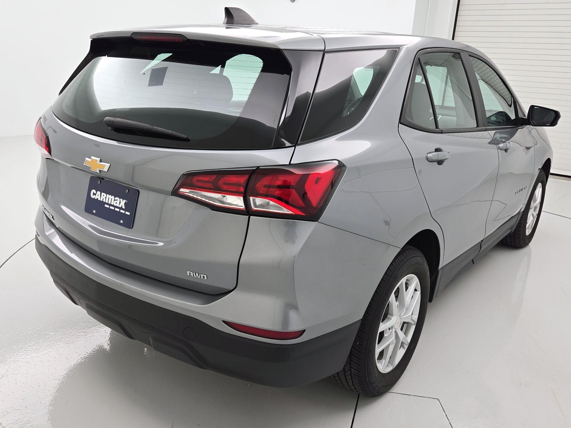 Thumbnail: 2023 Chevrolet Equinox - 5