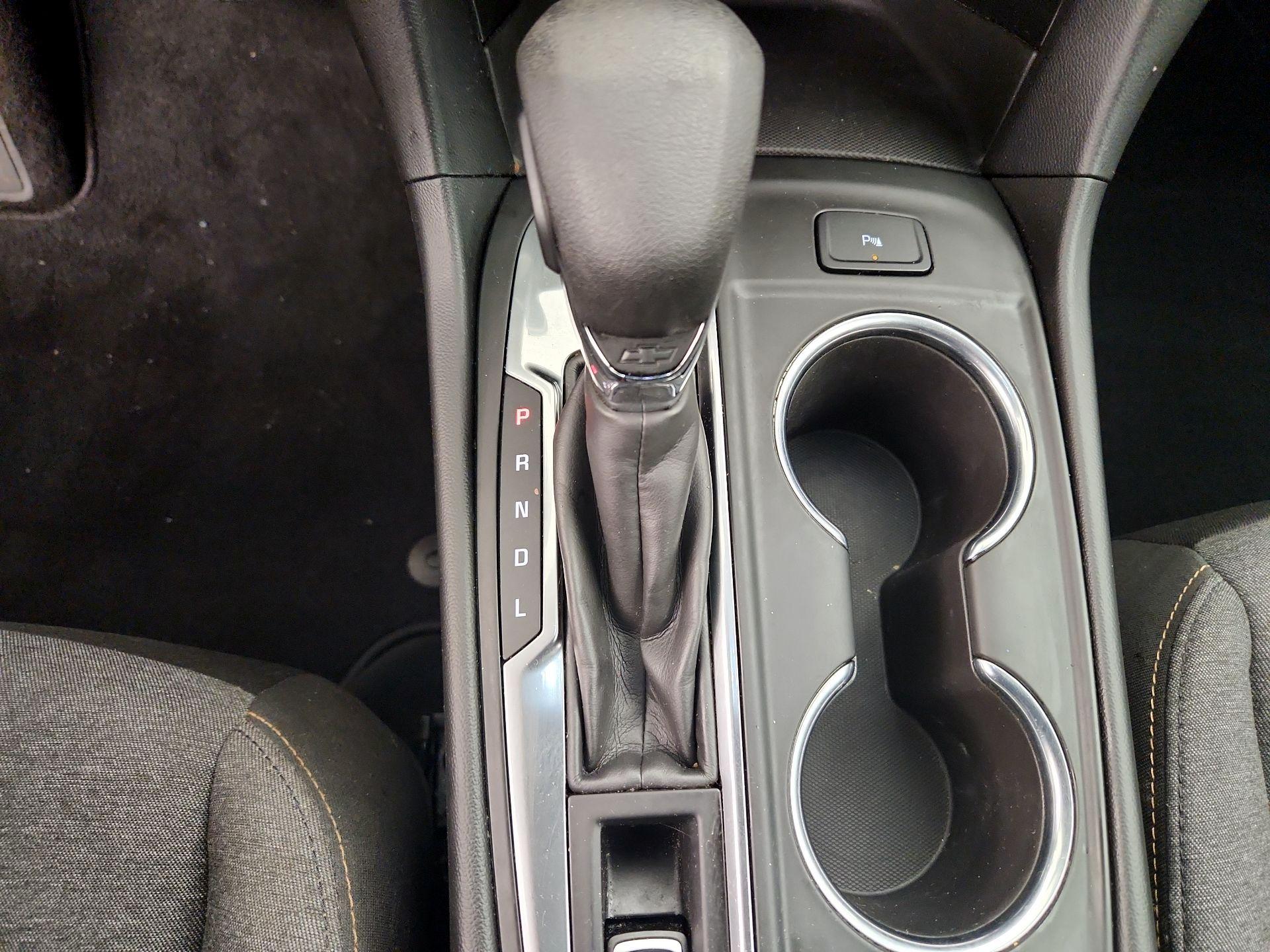 Thumbnail: 2022 Chevrolet Equinox - 17