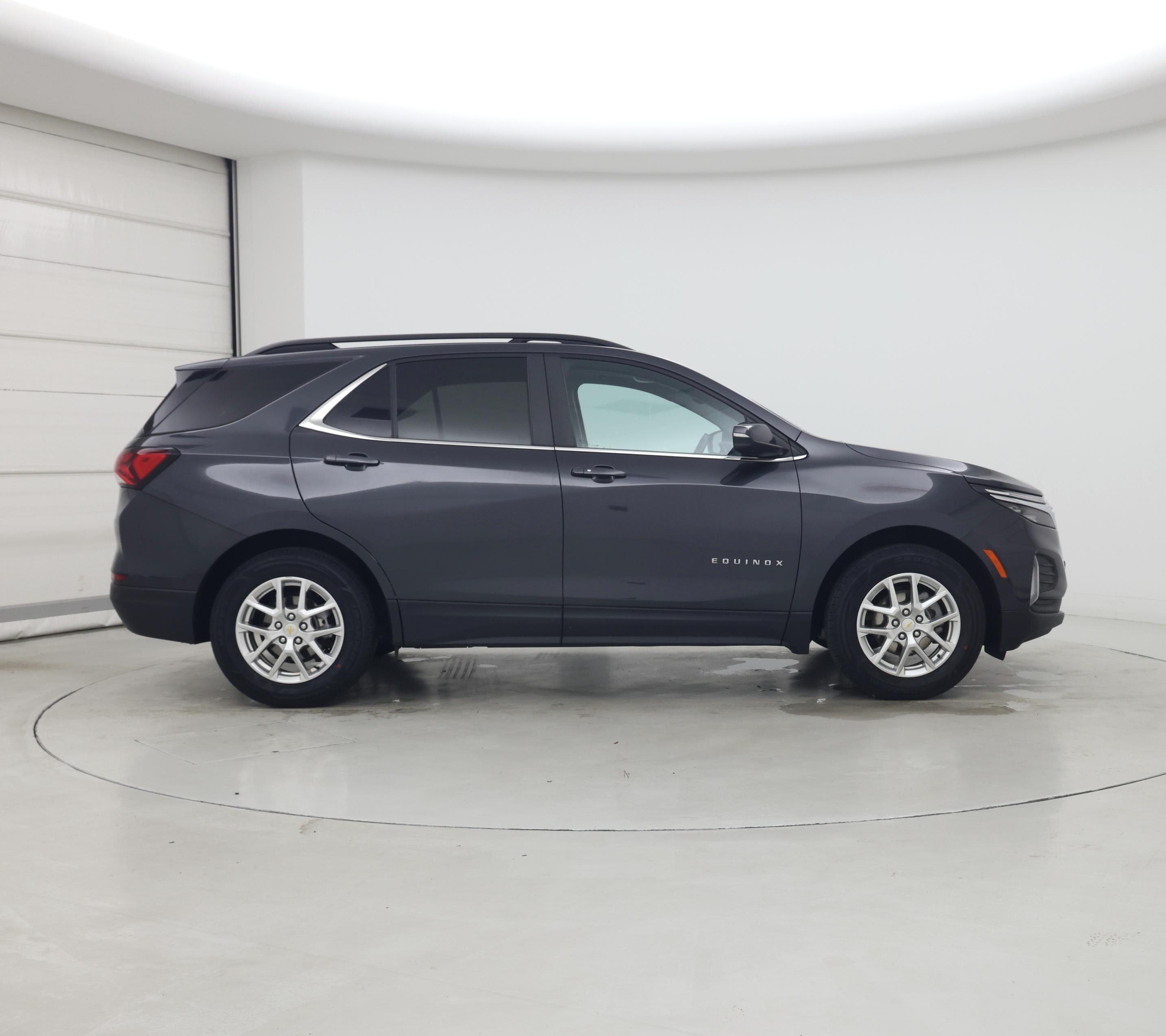 Thumbnail: 2022 Chevrolet Equinox - 7