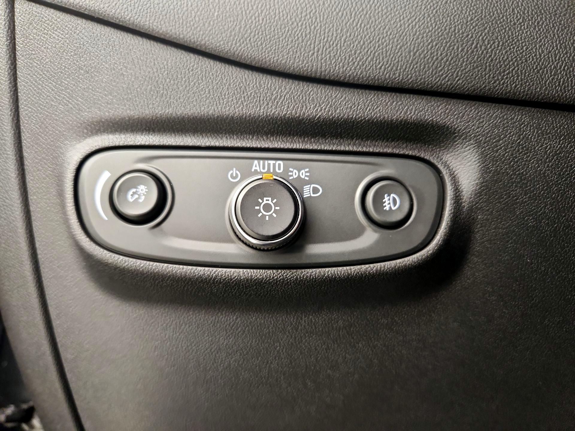 Thumbnail: 2021 Chevrolet Equinox - 13