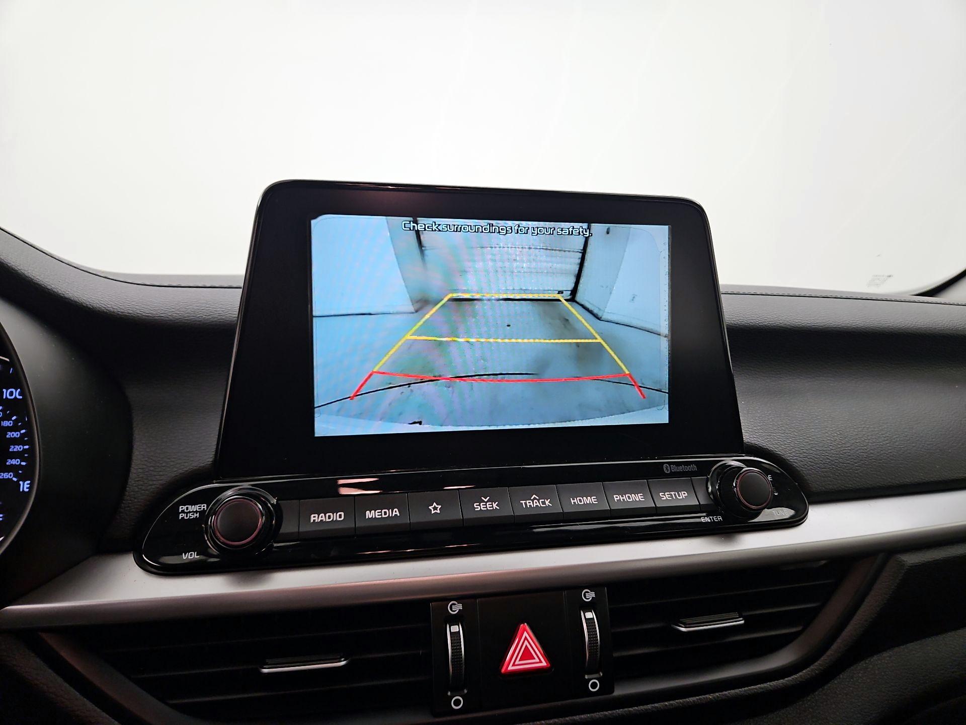 Thumbnail: 2020 Kia Forte - 14