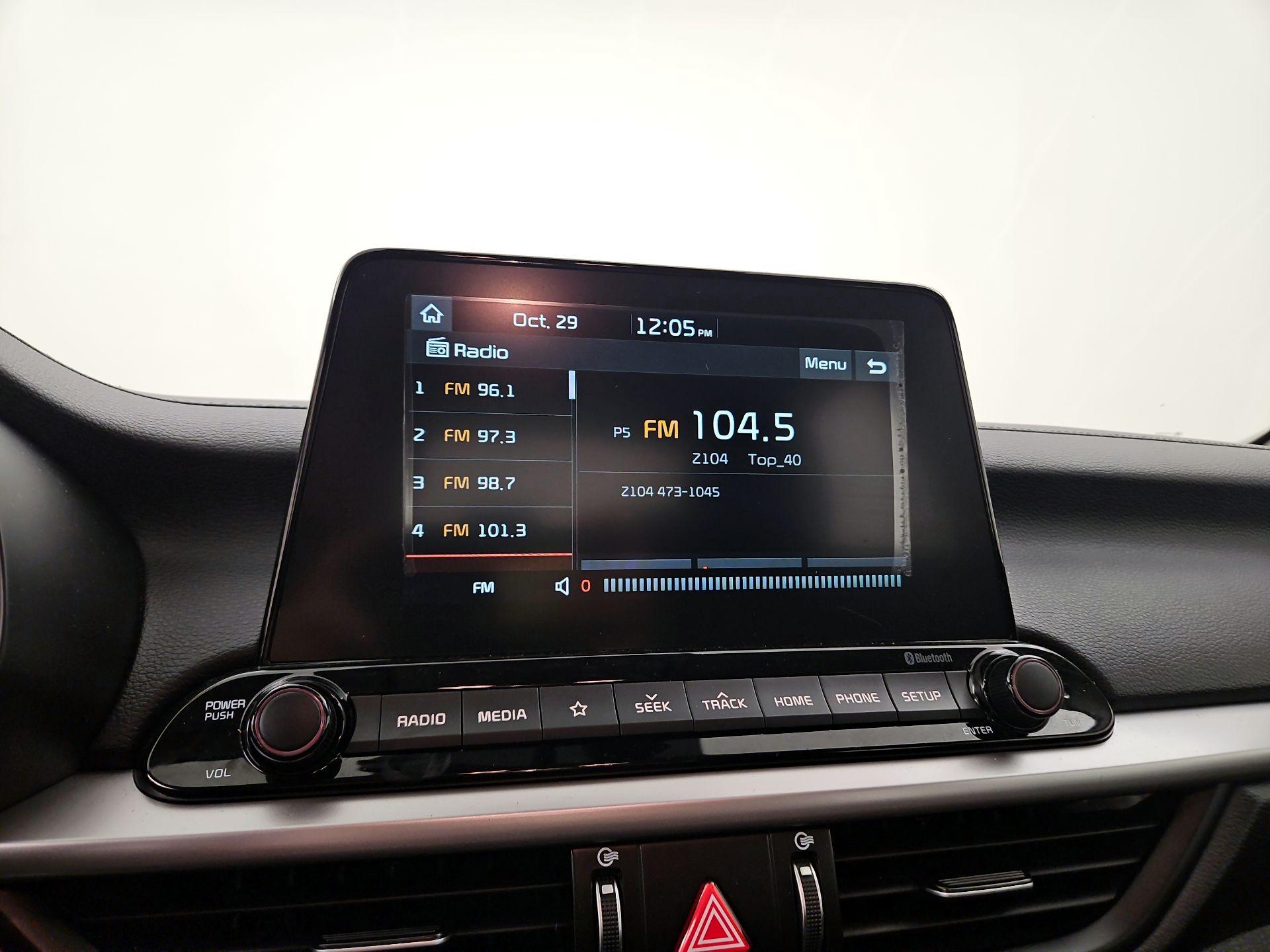 Thumbnail: 2020 Kia Forte - 15