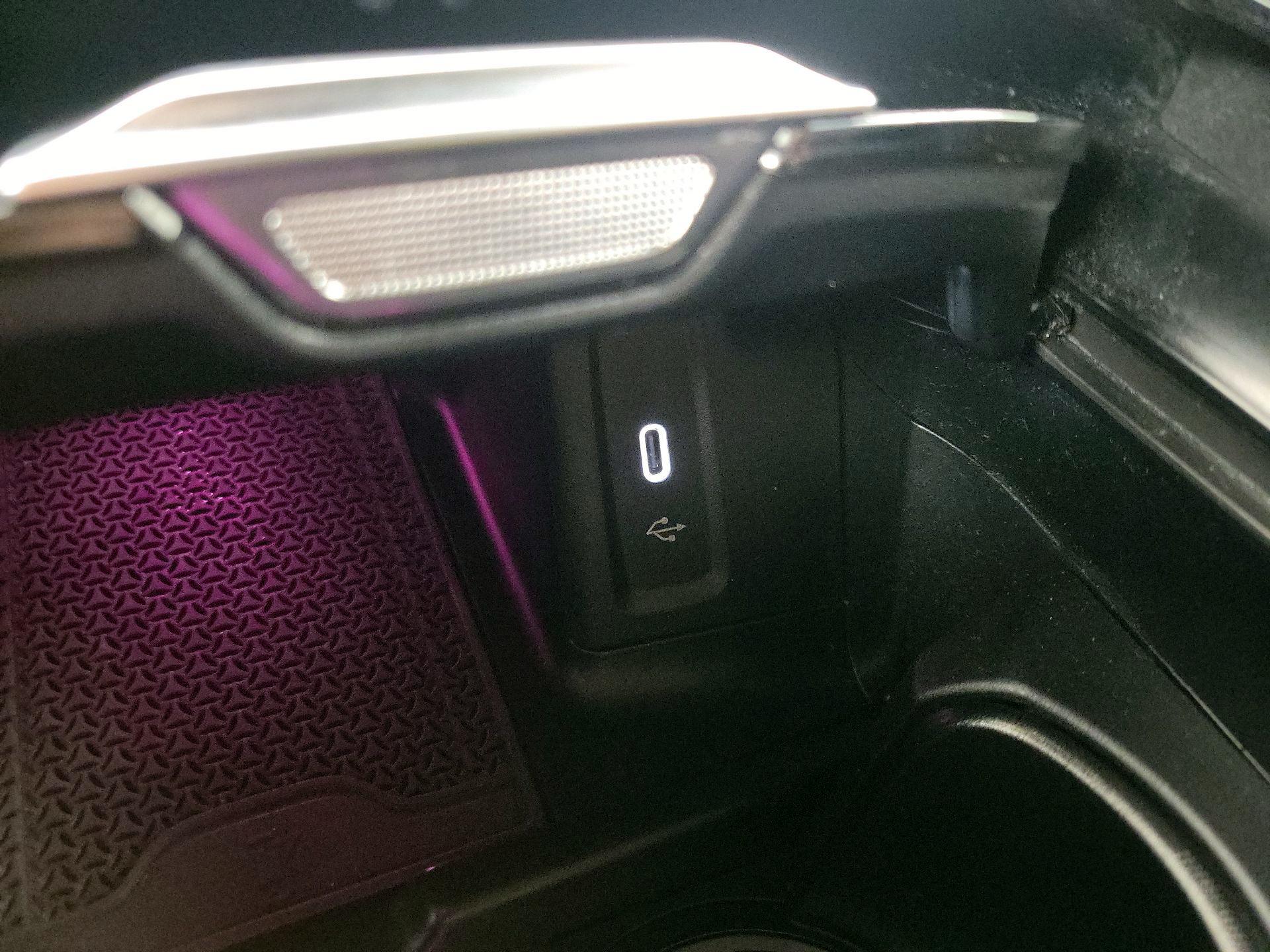 Thumbnail: 2023 Mercedes-Benz GLC - 19