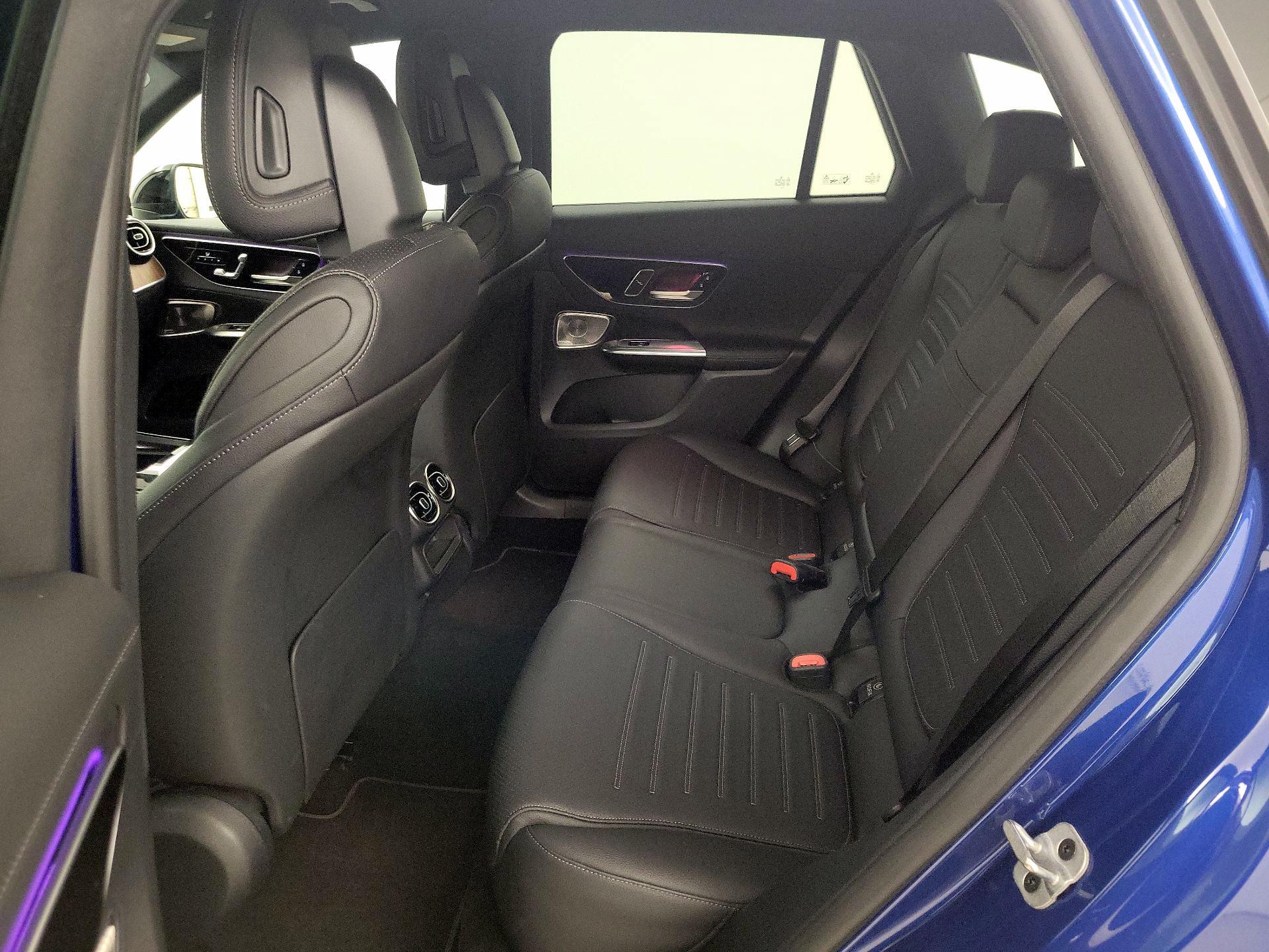 Thumbnail: 2023 Mercedes-Benz GLC - 20