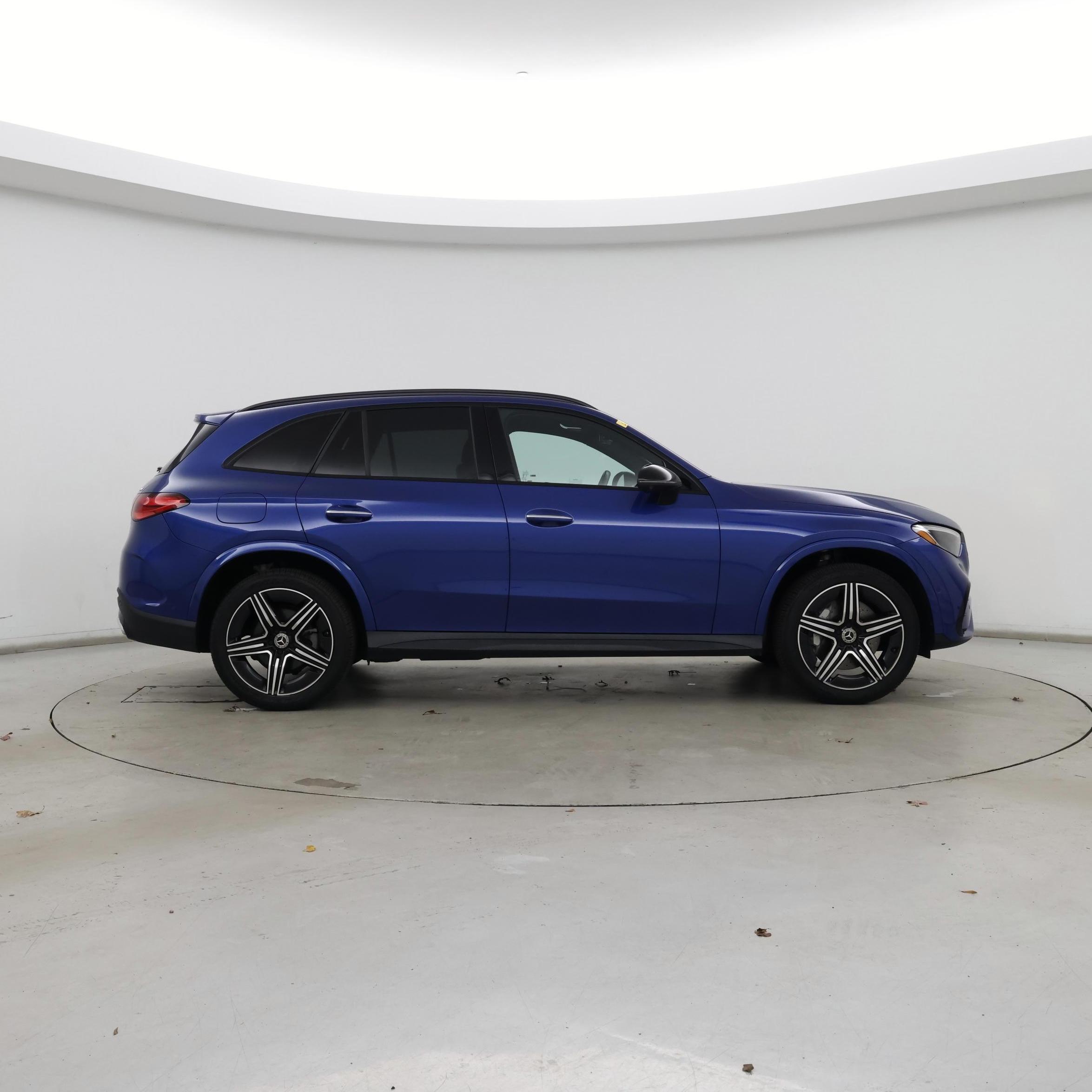 Thumbnail: 2023 Mercedes-Benz GLC - 7