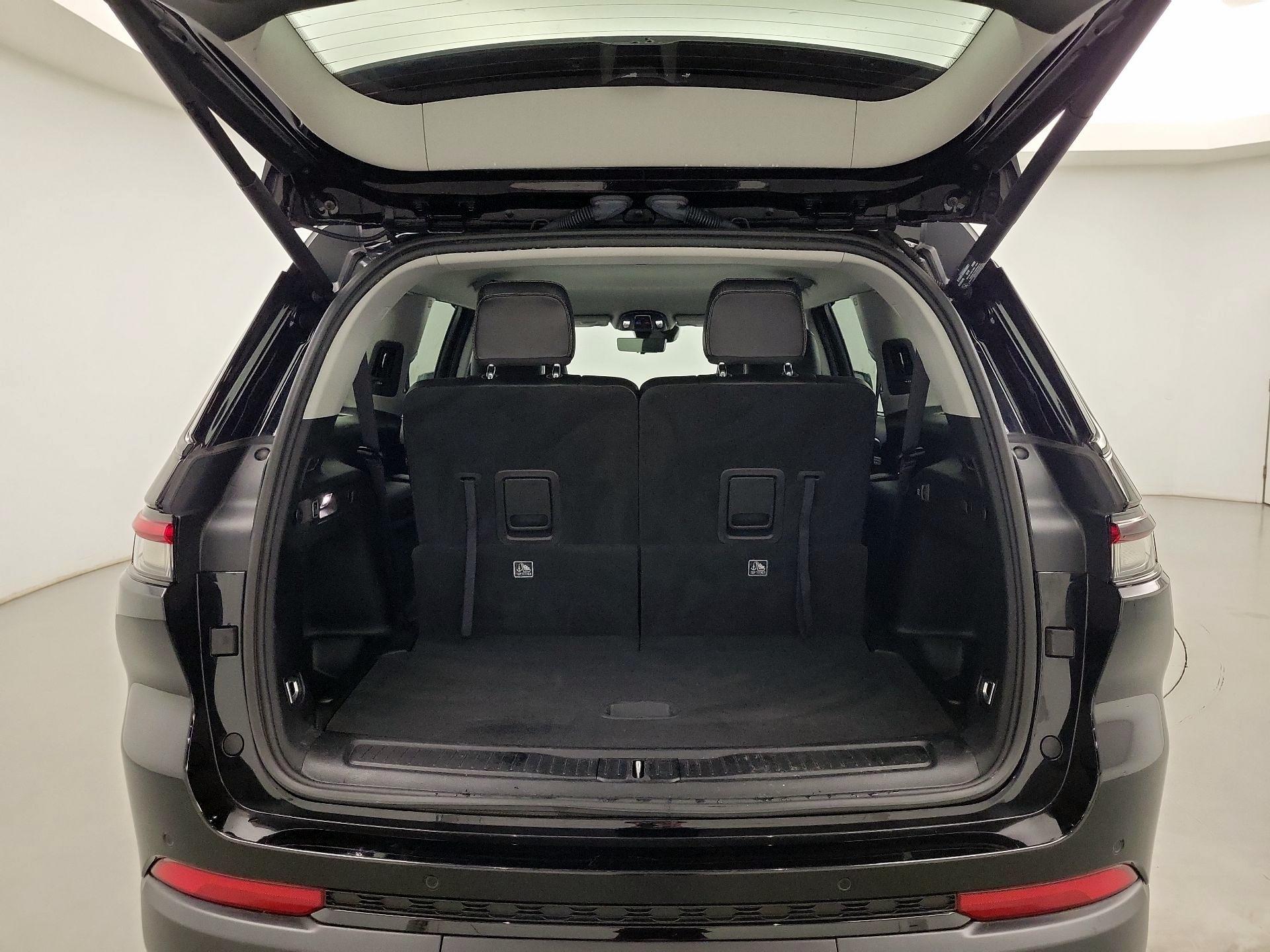 Thumbnail: 2023 Jeep Grand Cherokee L - 20