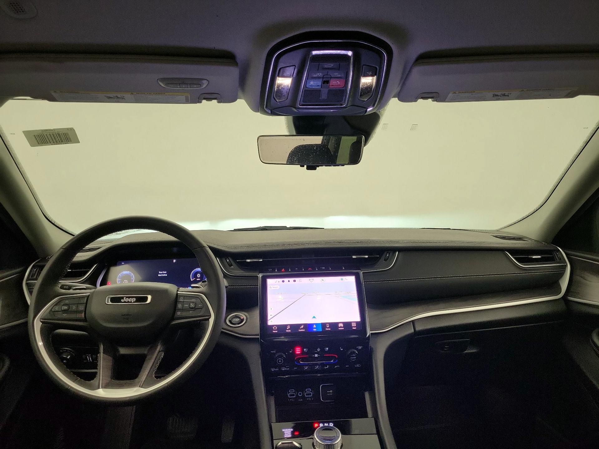 Thumbnail: 2023 Jeep Grand Cherokee L - 8