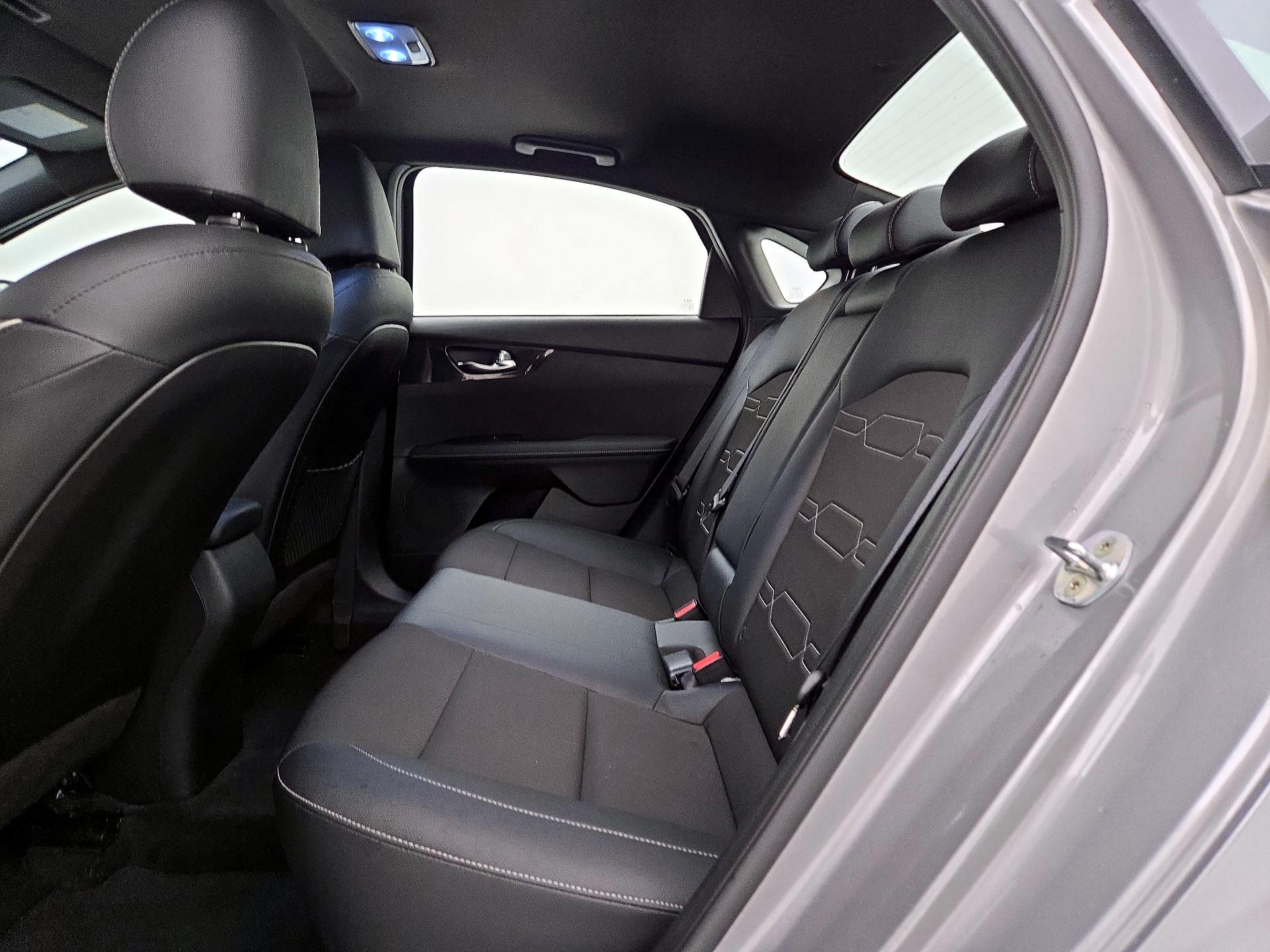 Thumbnail: 2023 Kia Forte - 20