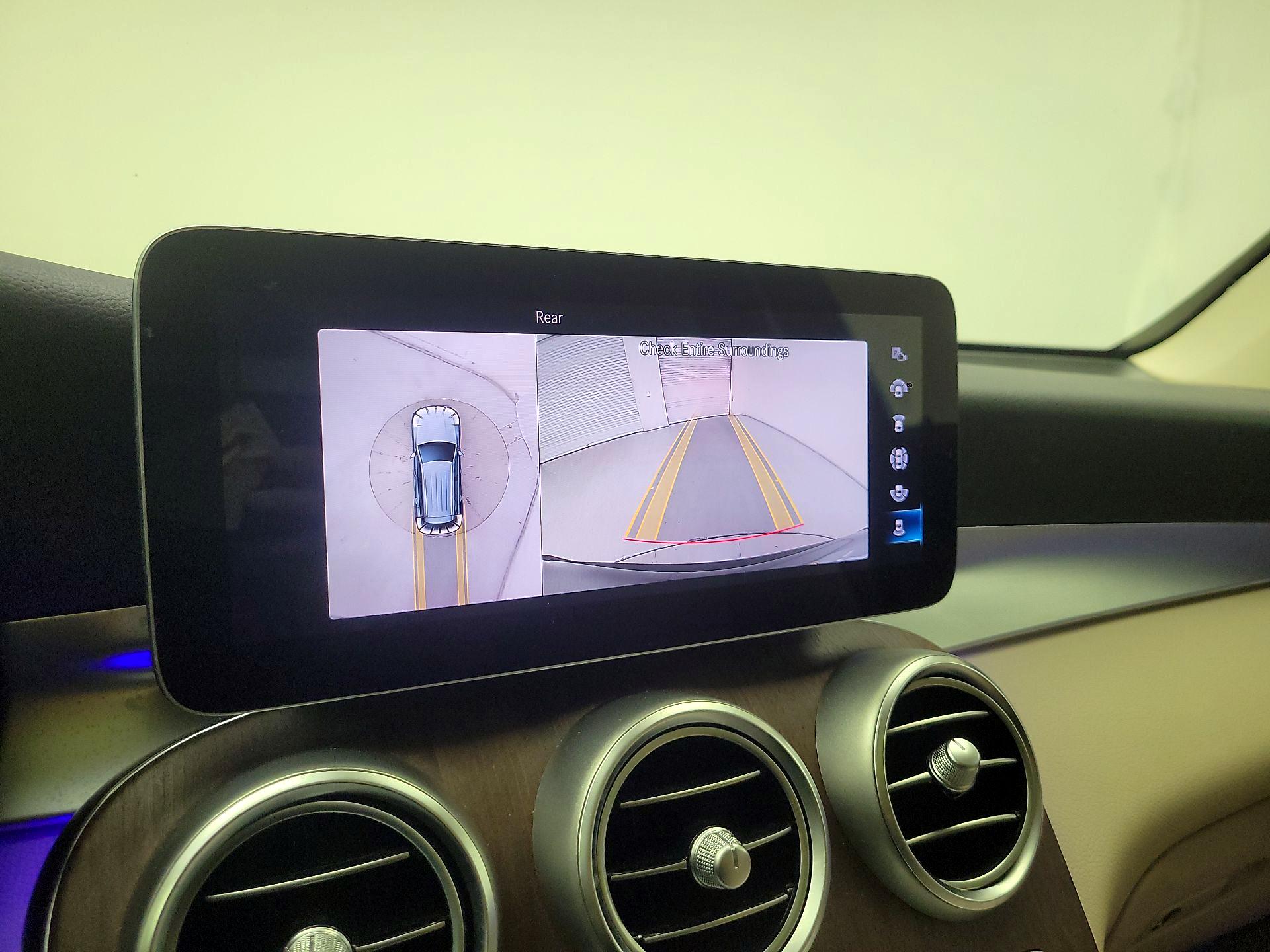 Thumbnail: 2020 Mercedes-Benz GLC - 15