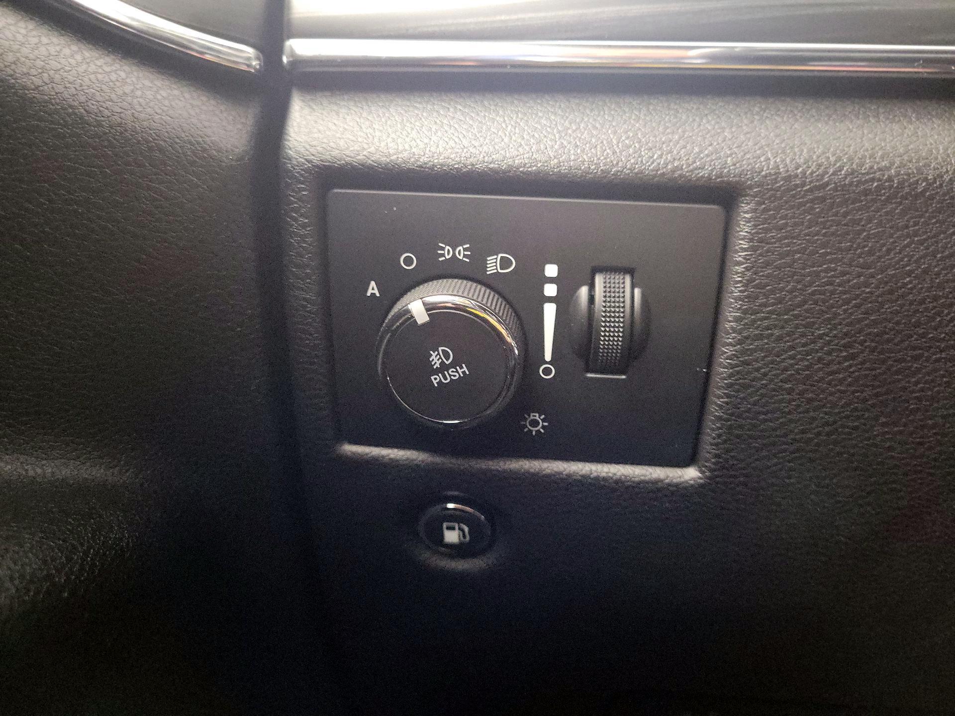 Thumbnail: 2021 Jeep Grand Cherokee - 11