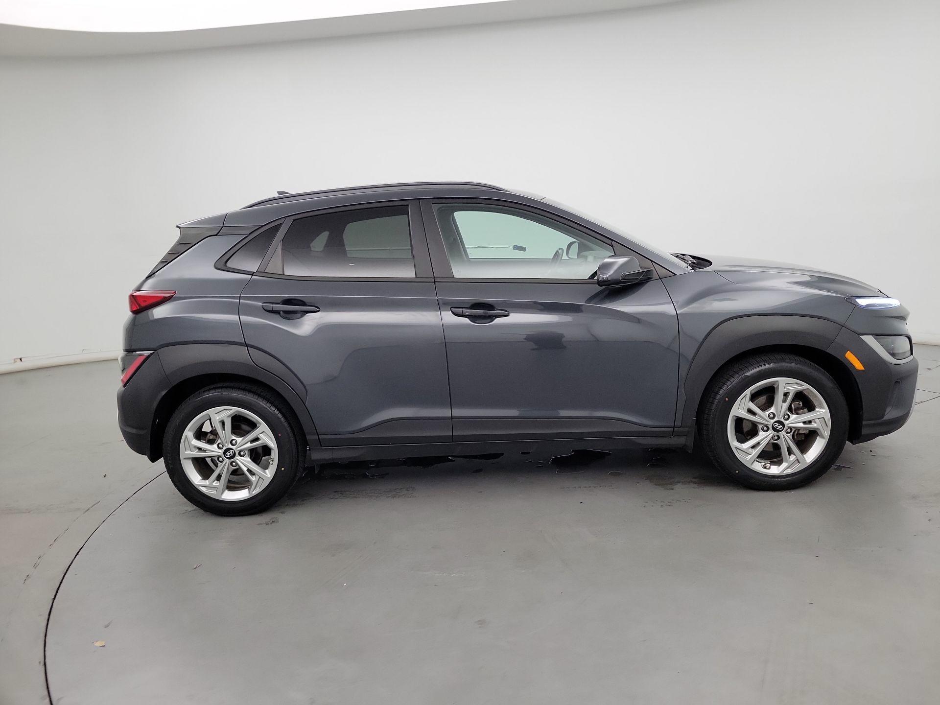 Thumbnail: 2022 Hyundai Kona - 4